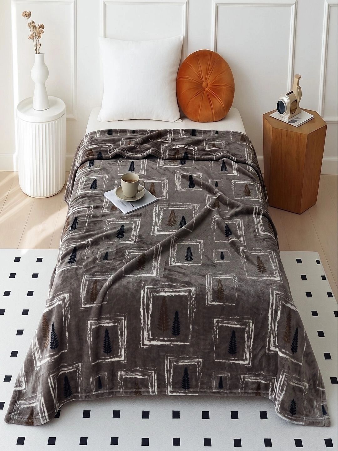 Threadwear Coffee Brown Floral Woollen Heavy Winter 350 GSM Blanket-image-44