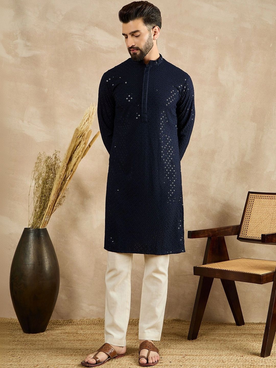 House of Pataudi Men Embellished Sequinned Kurta-picture-20