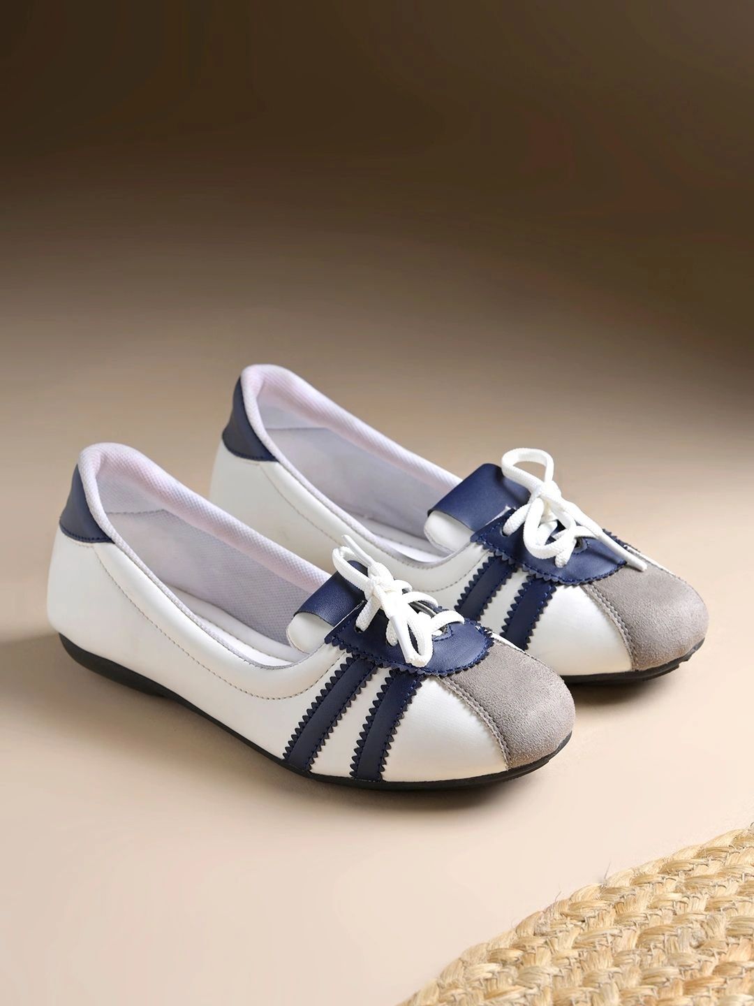 Shoetopia Girls Round-Toe Ballerinas-picture-32