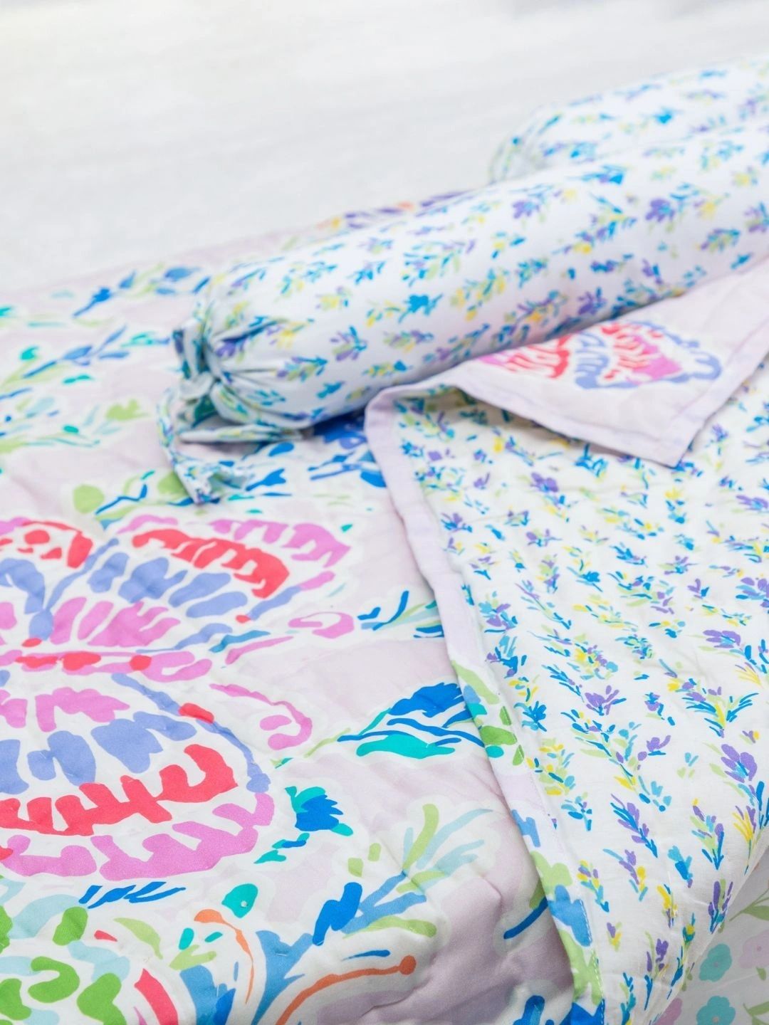 Zookeeper Multicoloured Floral 120 GSM Quilt-picture-38