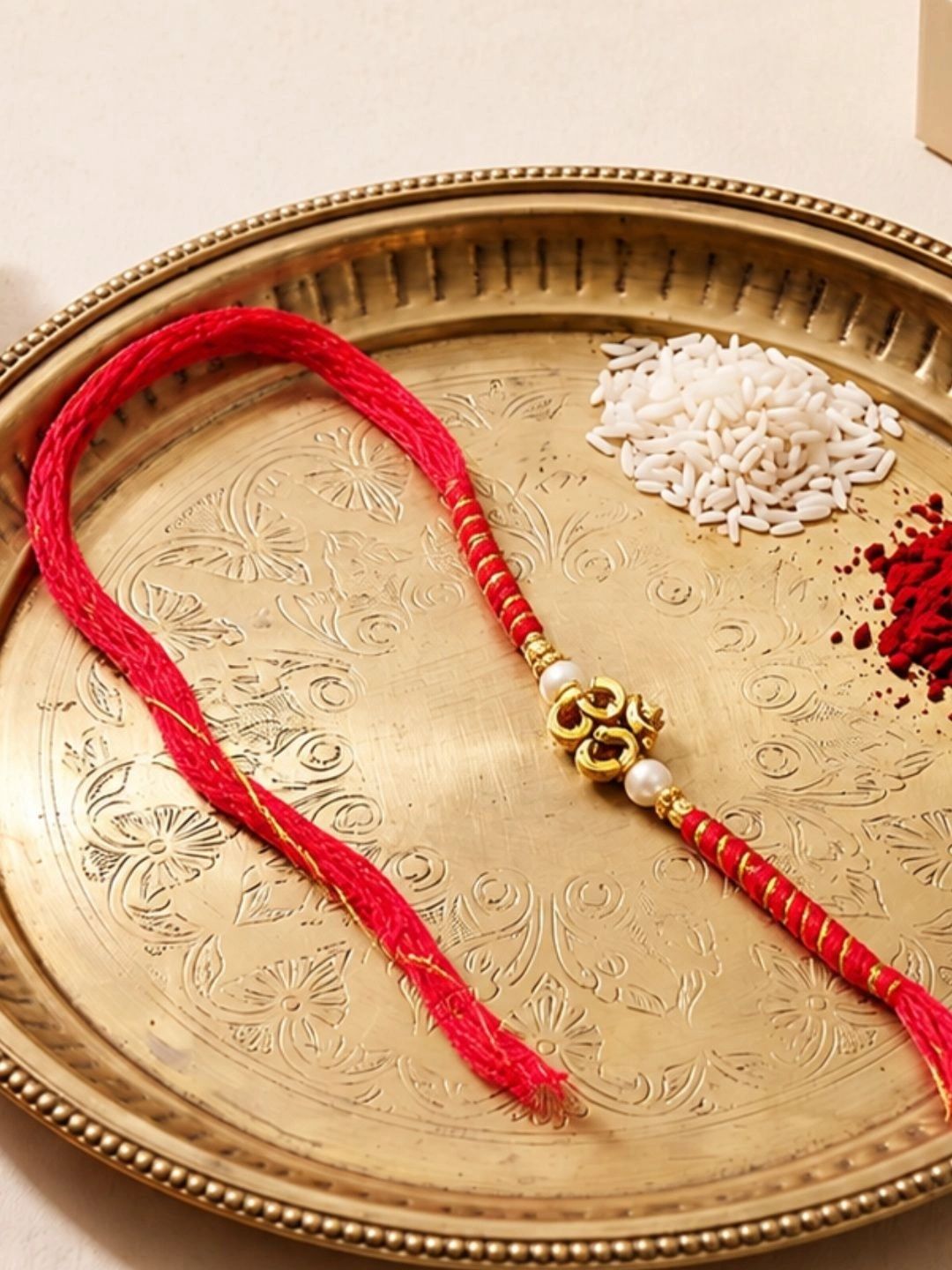 Niscka Thread Rakhi-picture-31