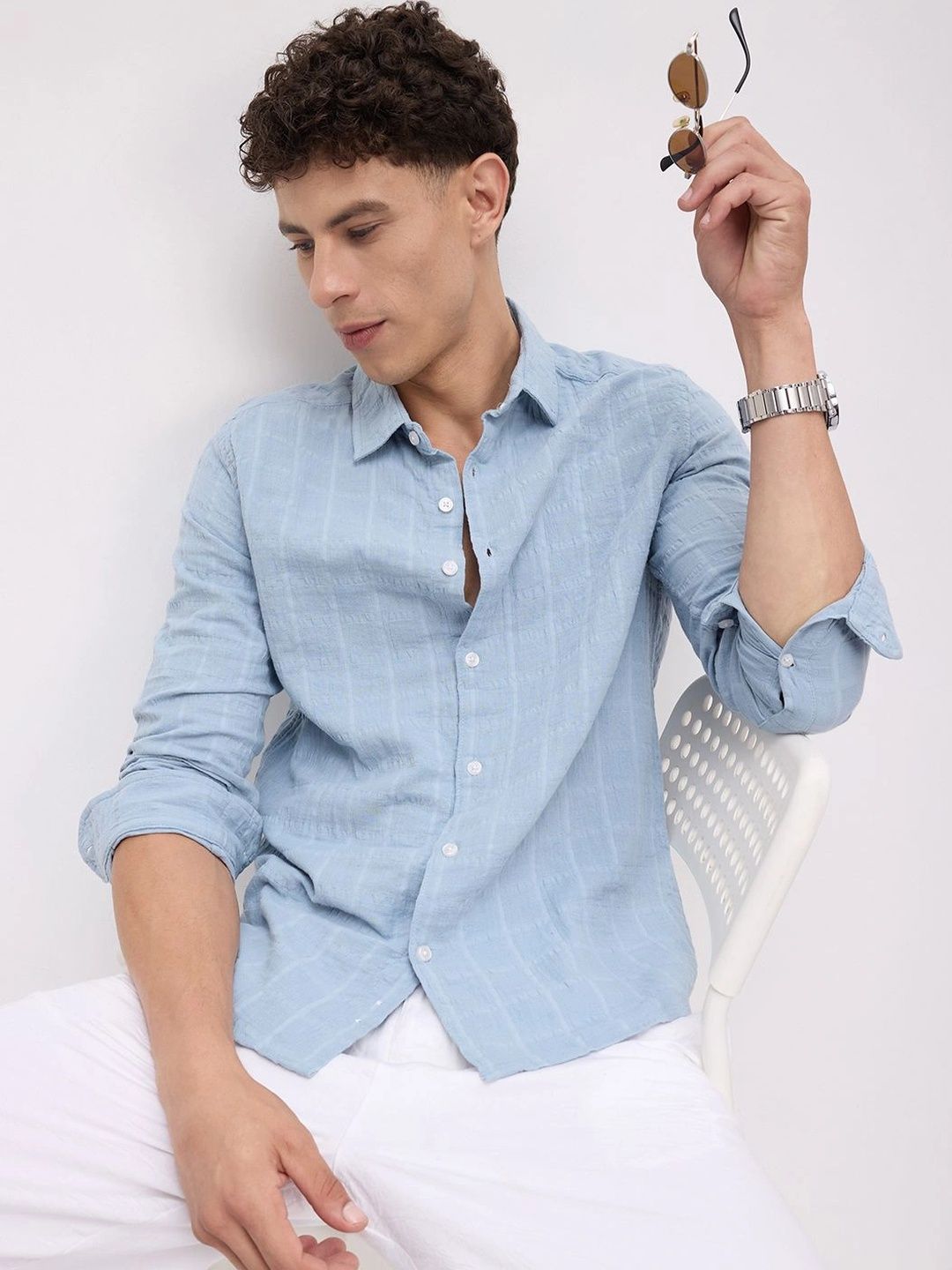 VASTRADO Men Classic Slim Fit Casual Shirt deal from myntra VASTRADO Men Classic Slim Fit Casual Shirt deal from myntra