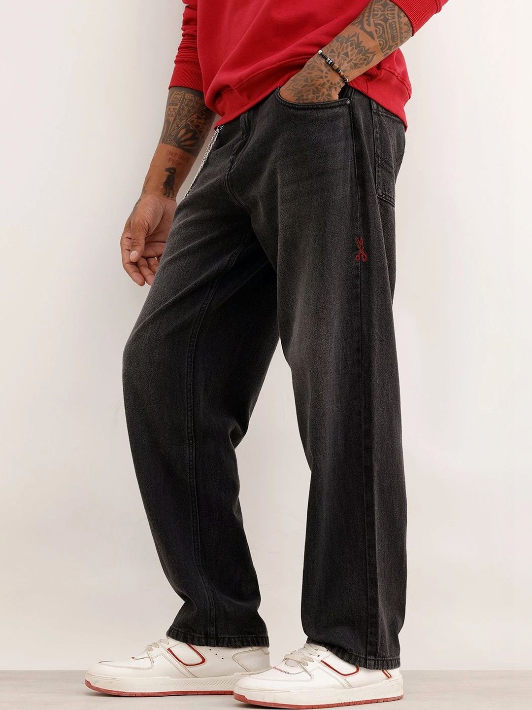 WROGN Men Loose Relaxed Fit High-Rise Light Fade Embroidered Stretchable Jeans-picture-36