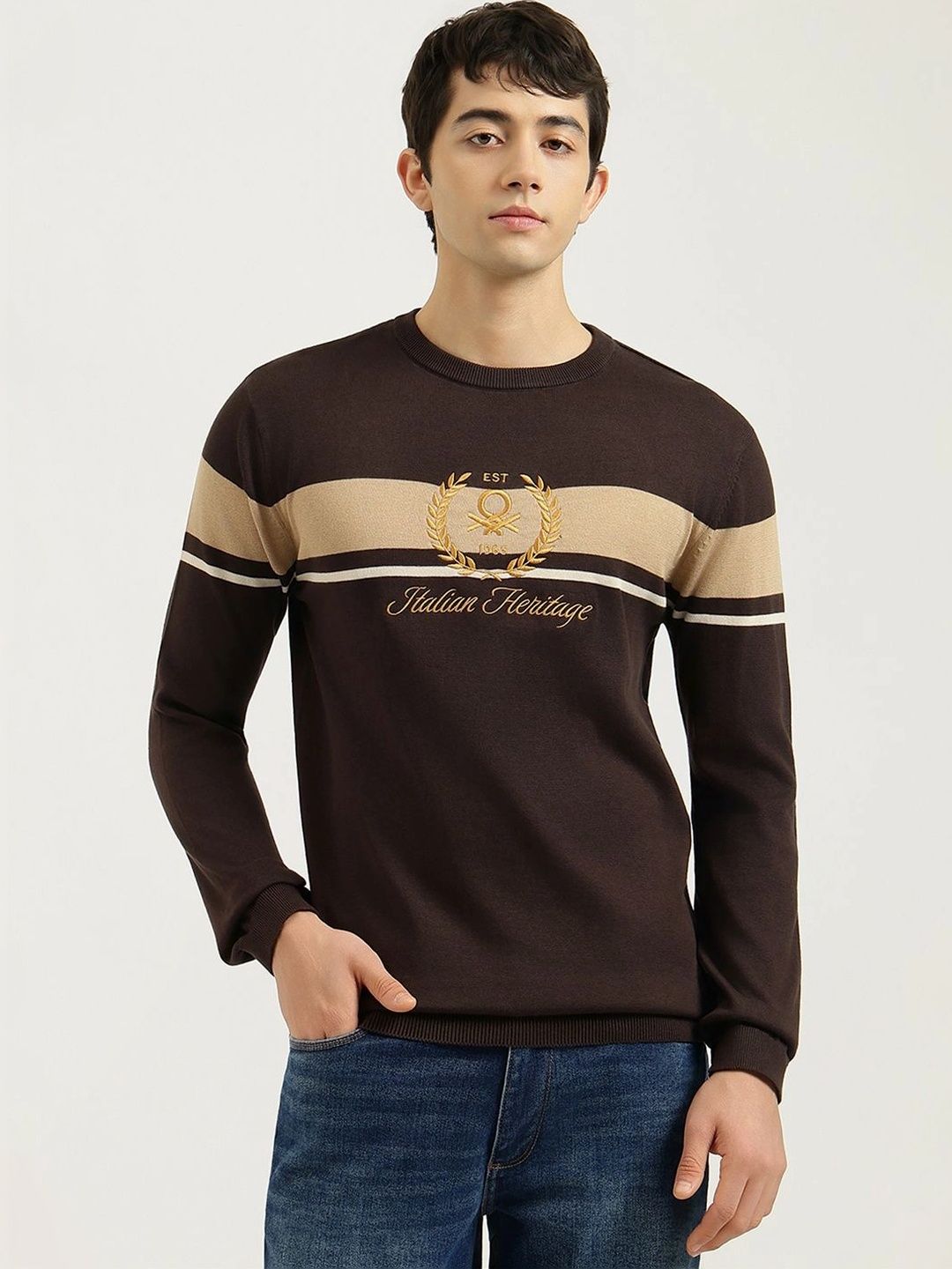 United Colors of Benetton Men Embroidered Colourblocked Pullover with Embroidered Detail-picture-18