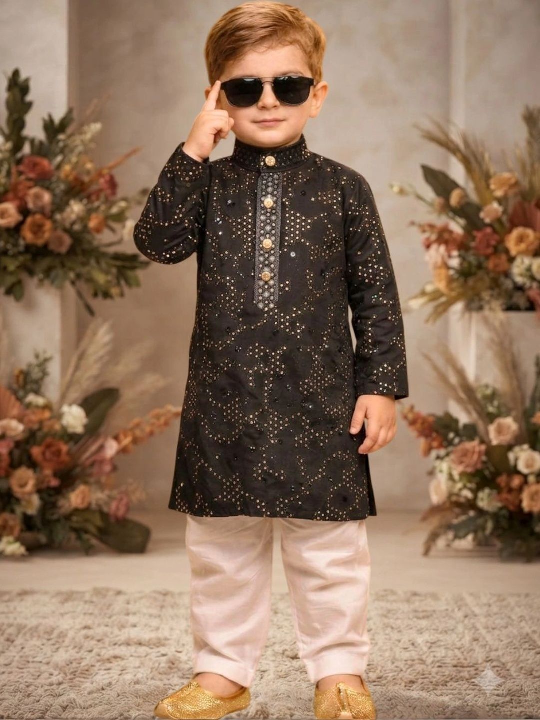 XBOYZ Boys Ethnic Motifs Embroidered Regular Sequinned Kurta with Pyjamas-picture-34