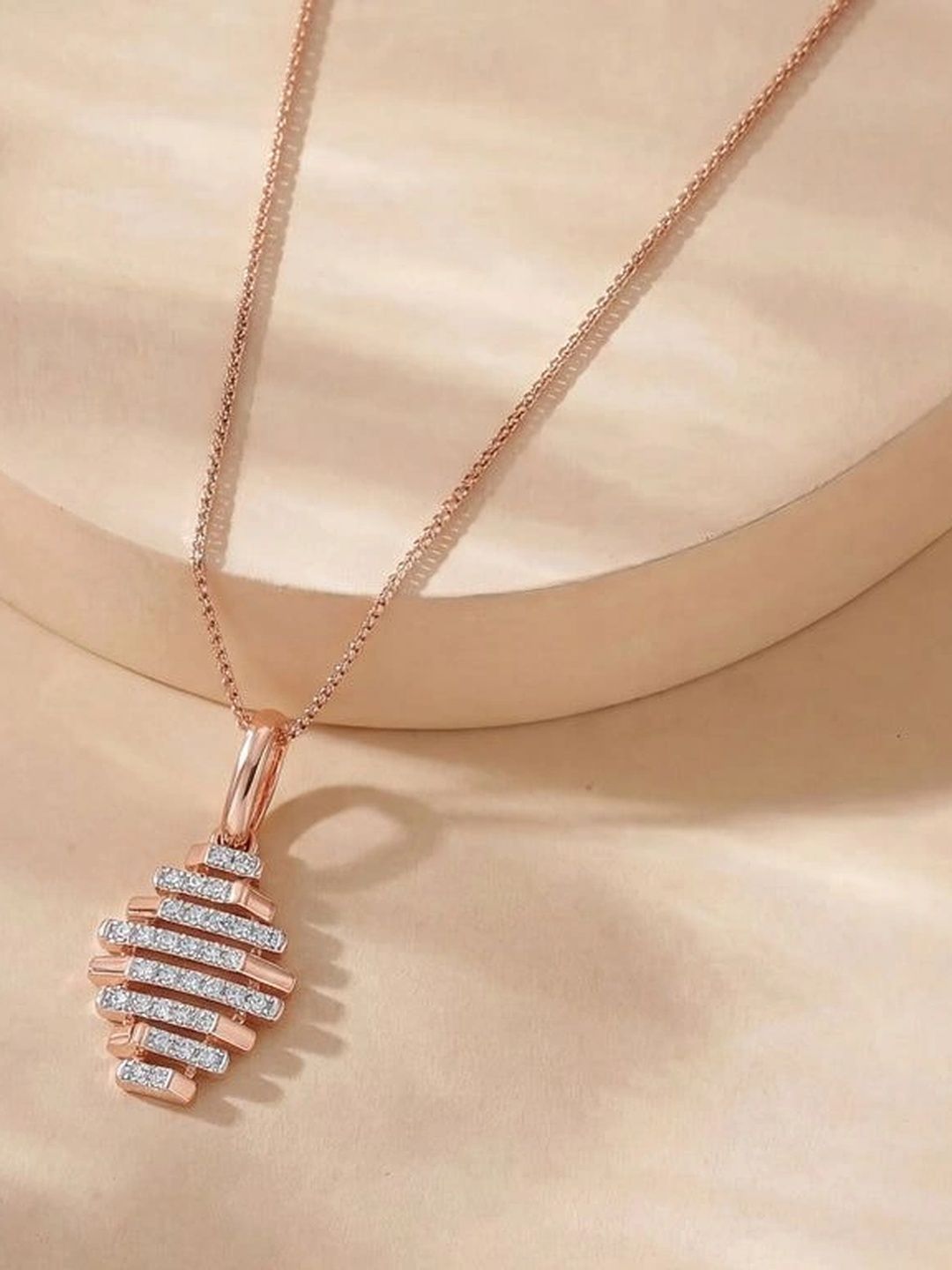 P N GADGIL JEWELLERS 14KT Rose Gold Natural Diamond With 1 Carat Pendant Diamond-picture-49