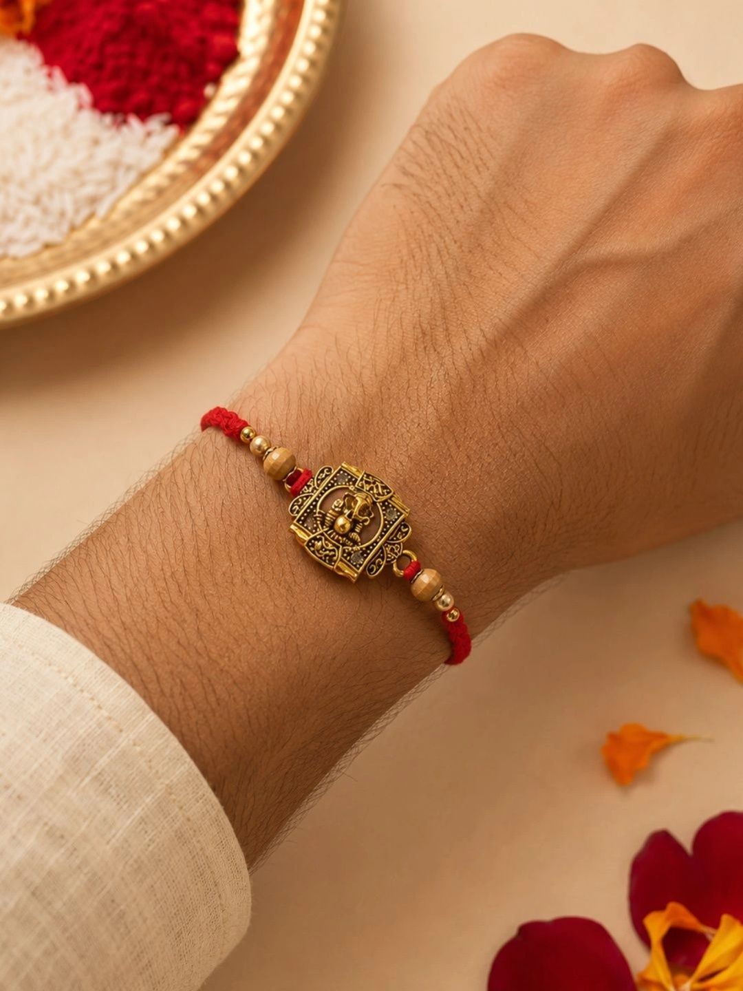 Niscka Thread Rakhi-picture-38