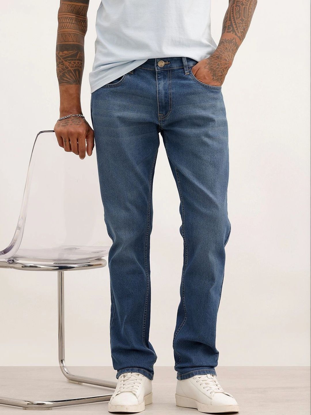 WROGN Men Slim Fit Mid-Rise Light Fade Stretchable Jeans-picture-25