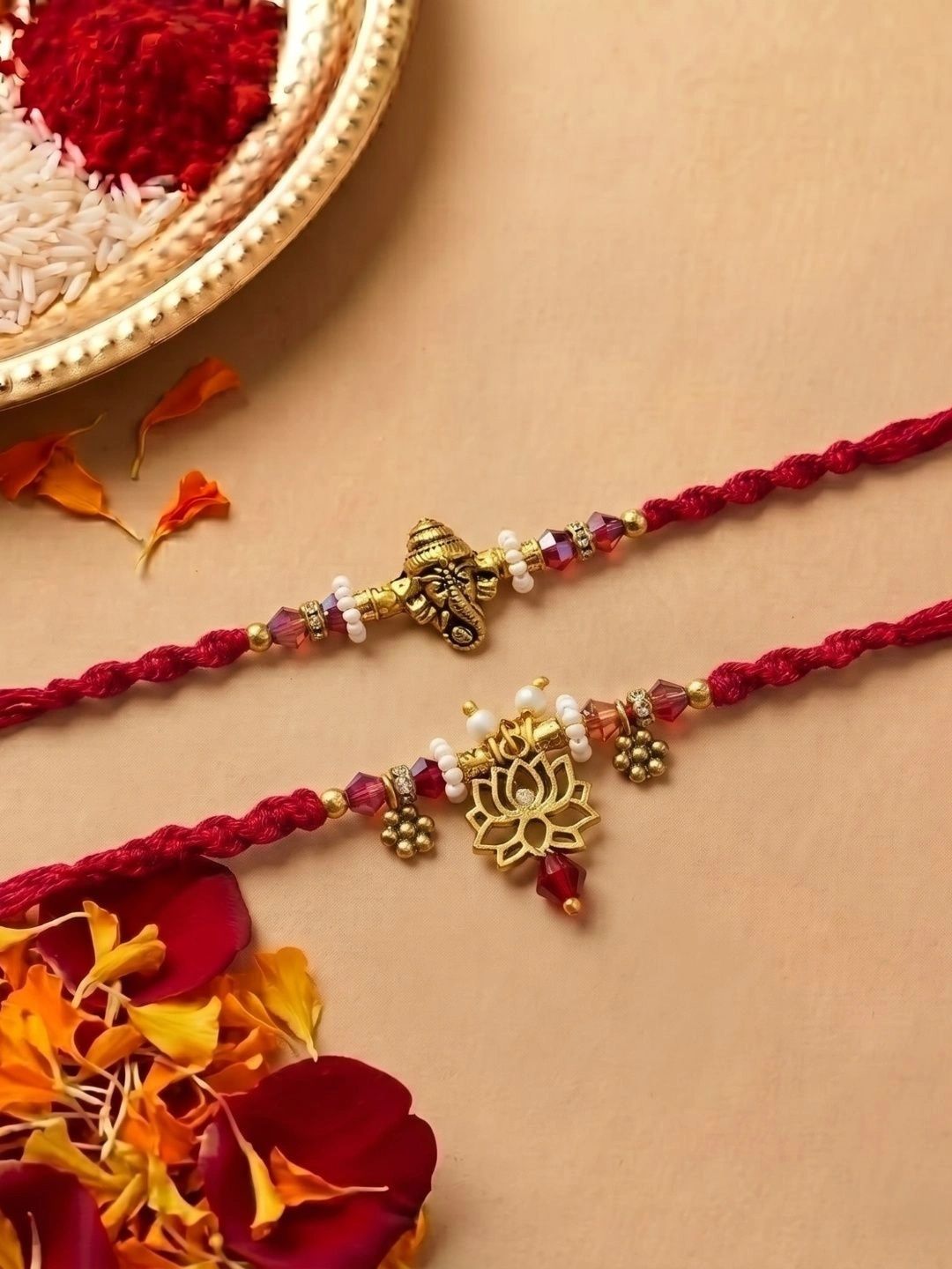 Niscka Thread Rakhi-picture-57