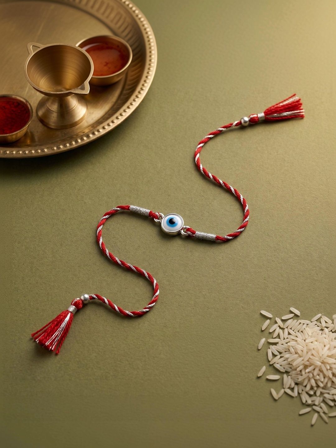 GIVA Rakhi-picture-18