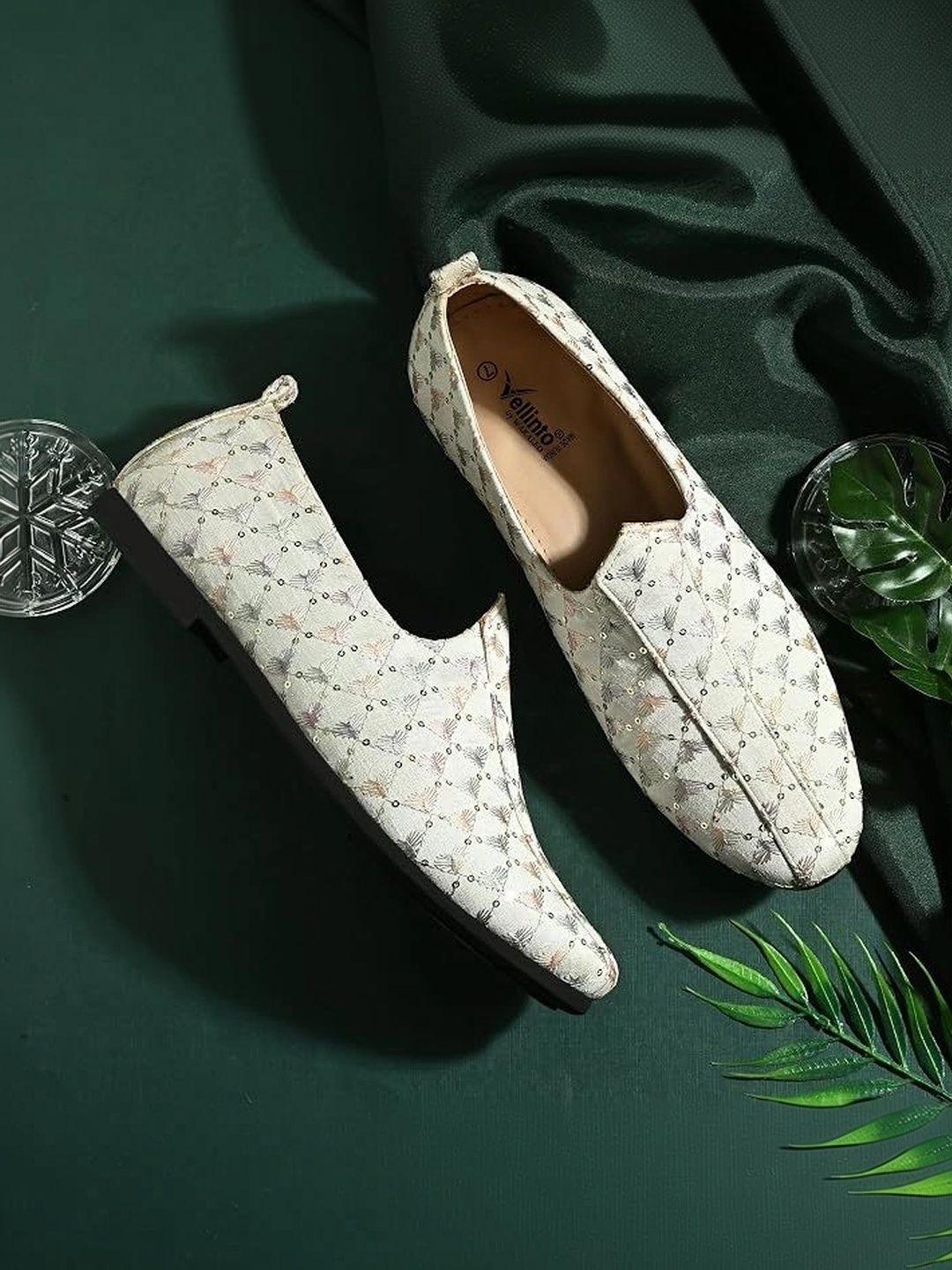 Vellinto Men Woven Design Suede Loafers-picture-16