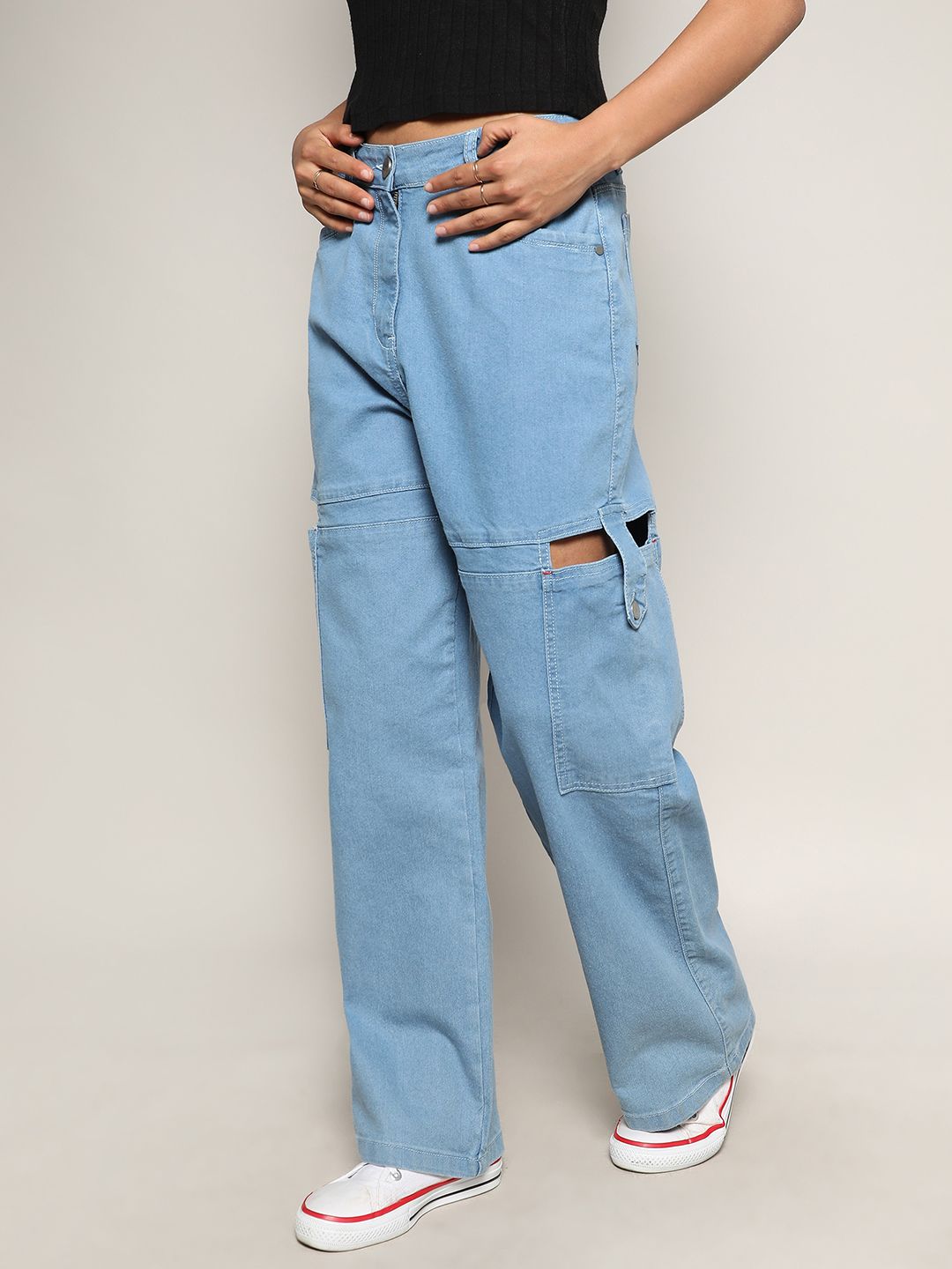 PINACOLADA Women Smart Mid-Rise Clean Look Light Fade Cotton Jeans