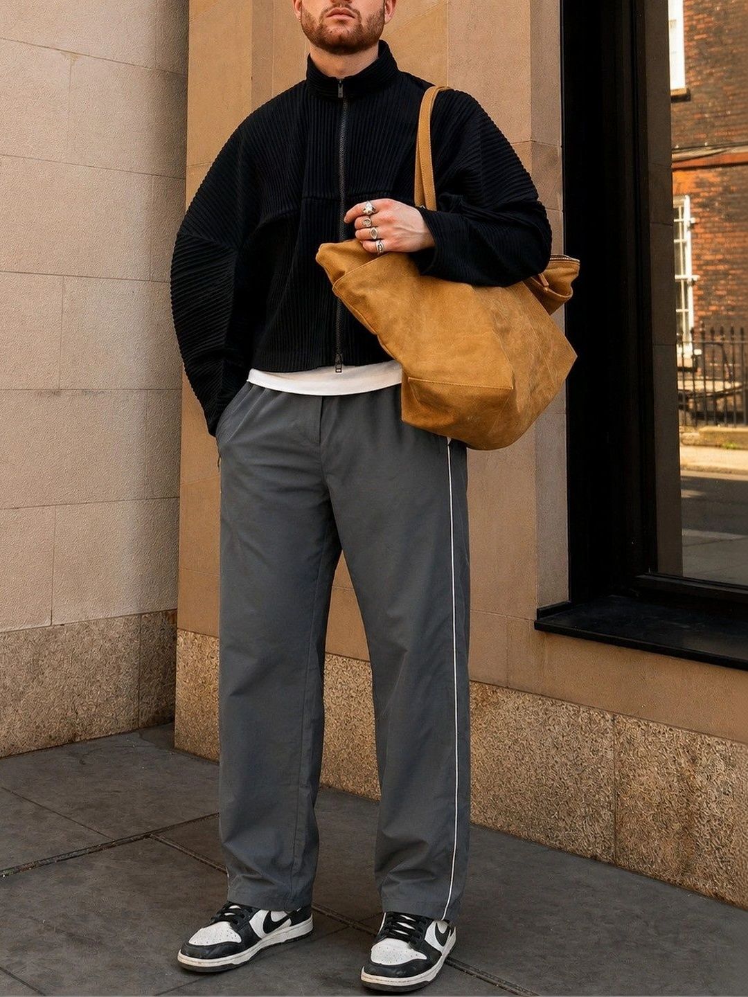 HERE&NOW Men Relaxed Straight Leg Non Iron Trousers-picture-19