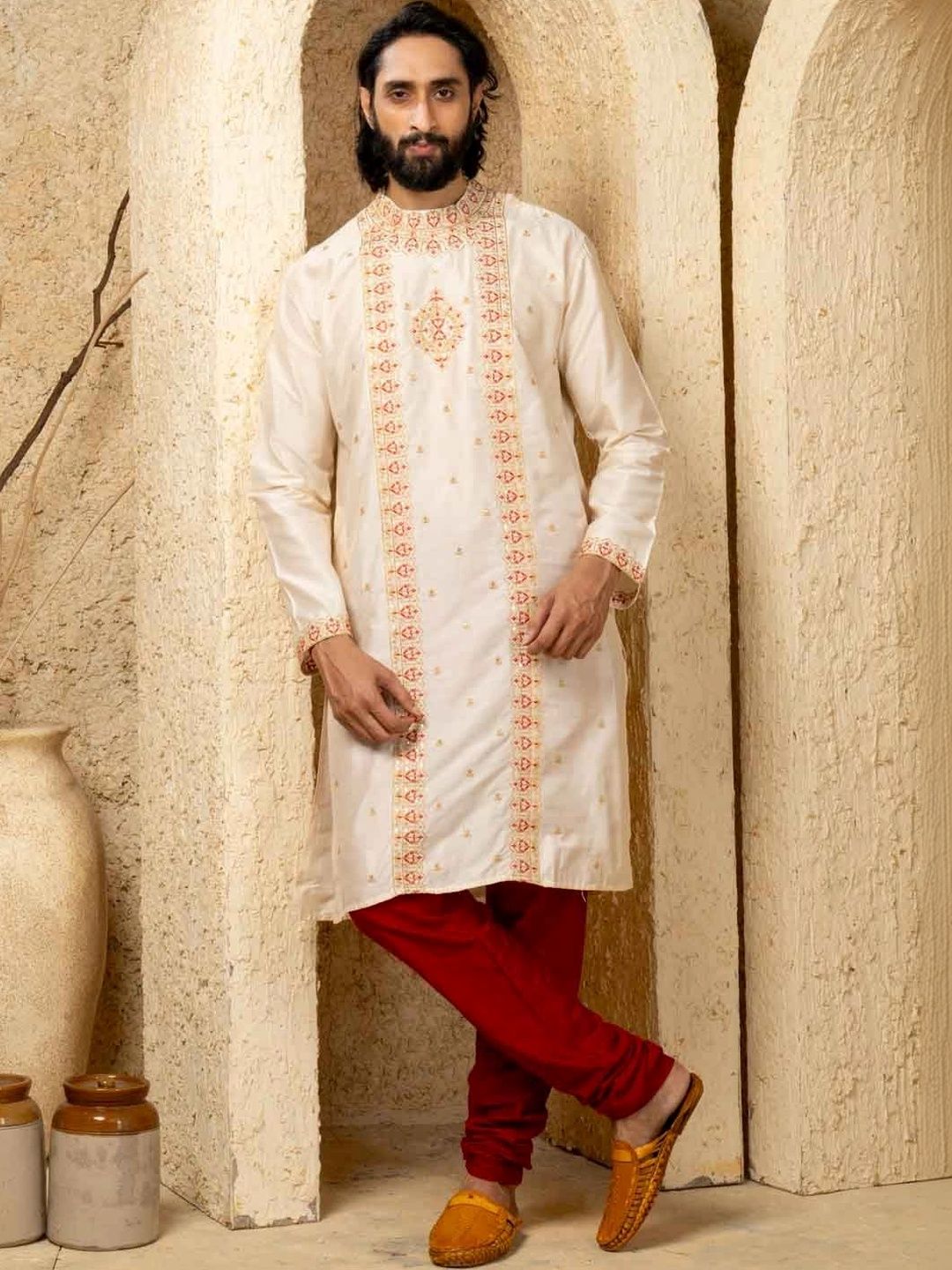 THE SHAHENSHA Men Ethnic Motifs Embroidered Regular Thread Work Raw Silk Kurta with Churidar-picture-19