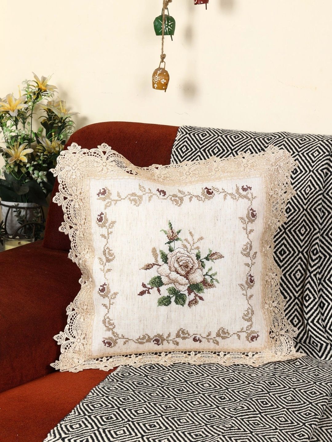 TANLOOMS White Floral Linen Square Cushion Covers-image-20