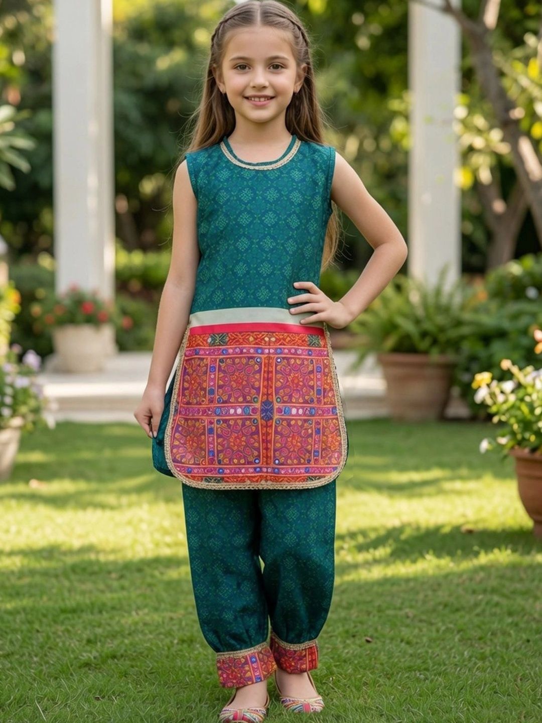 Cutiekins Girls Ethnic Motifs Printed Regular Mirror Work Kurta with Patiala-picture-41