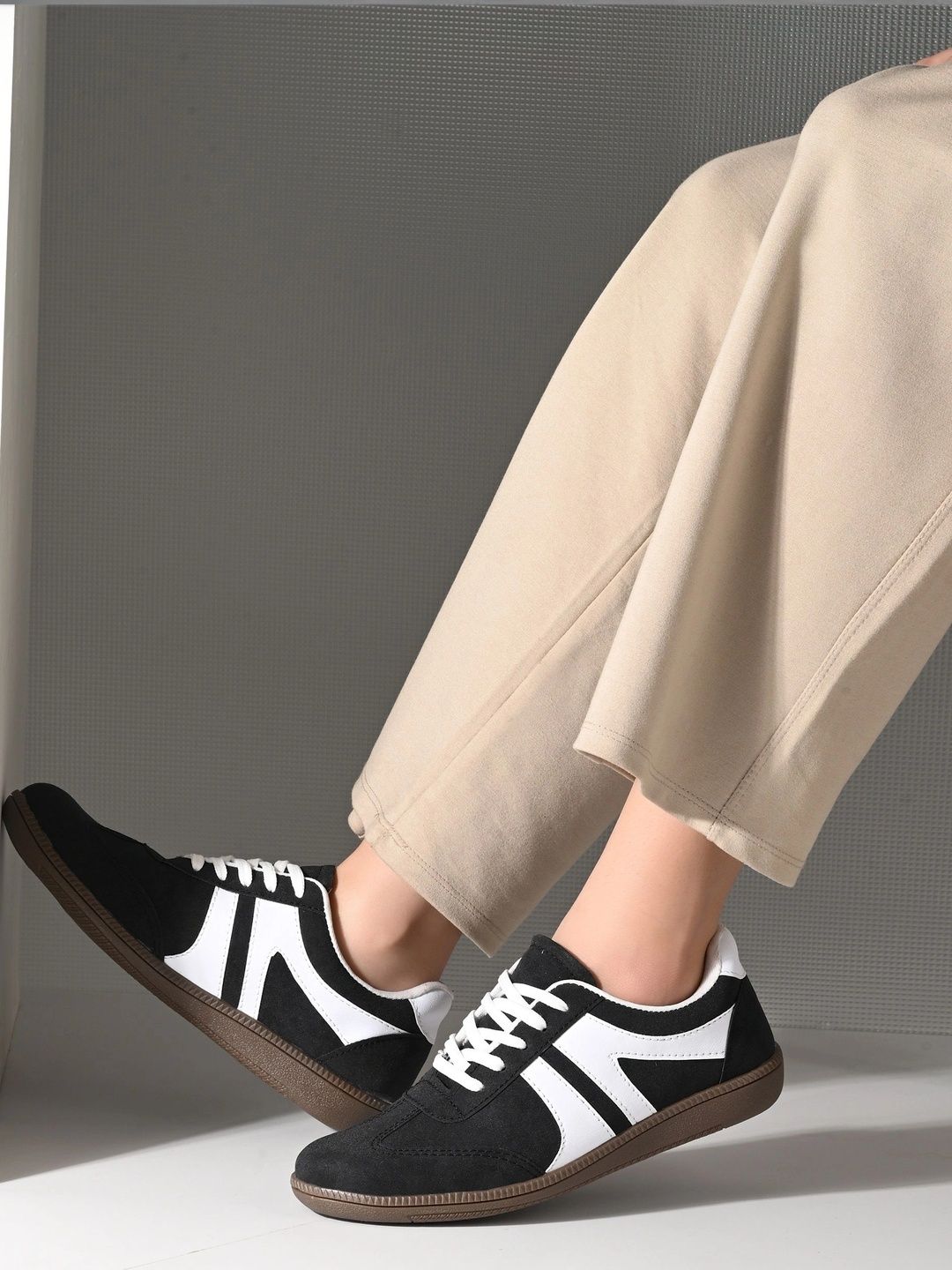 Ifah Women Colourblocked Sneakers-picture-43