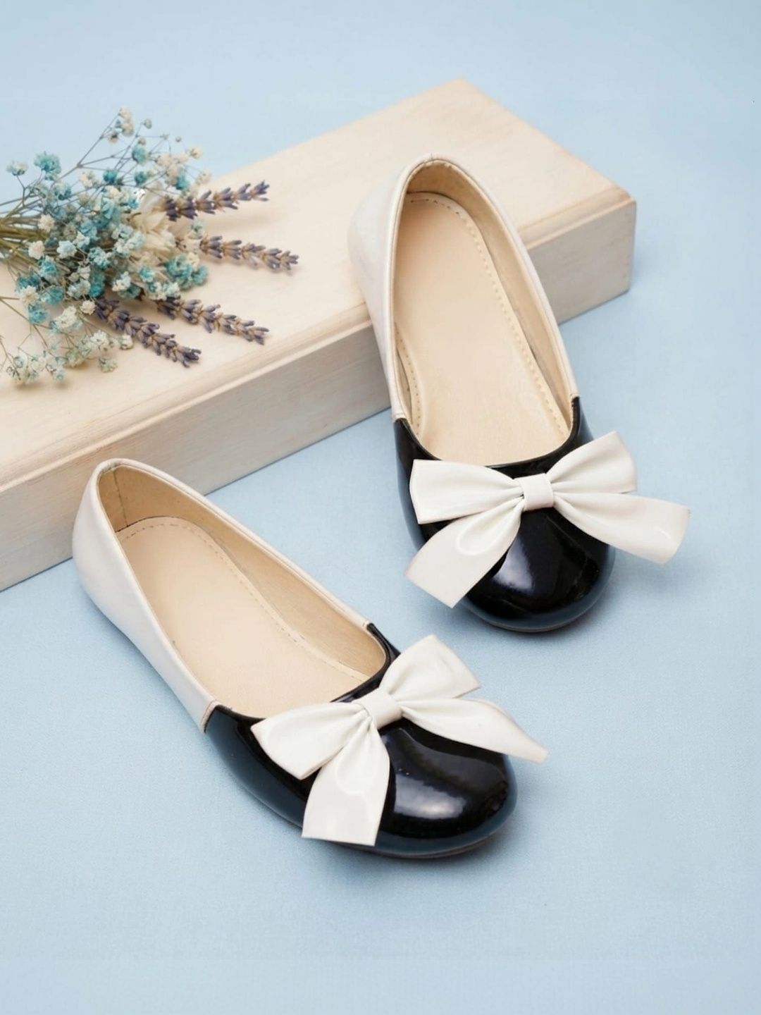 Dripteen Girls Slip On Bow Applique Ballerinas-picture-15