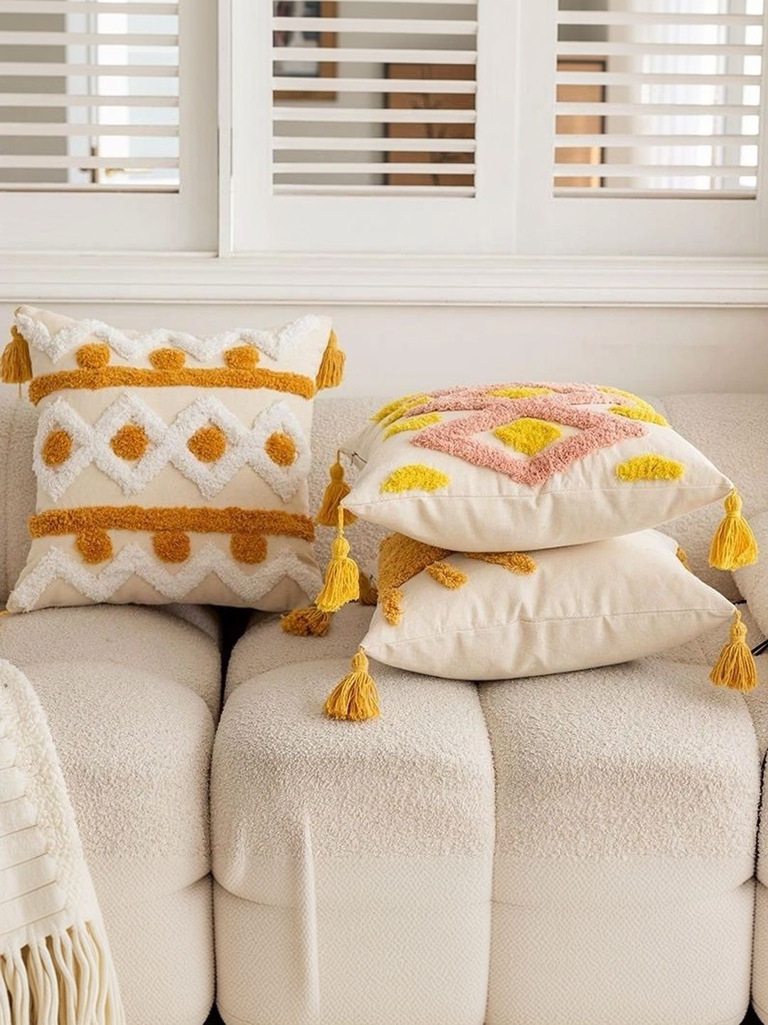 BUNGALOW AND BEYOND White & Yellow Set of 3 Square Cushion Covers-image-43
