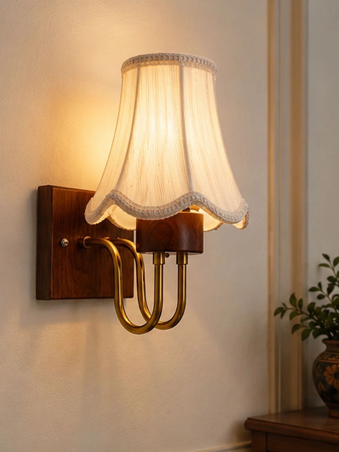 Myntra Elegant Homes Off White Wood Traditional Wall Lamp-picture-20