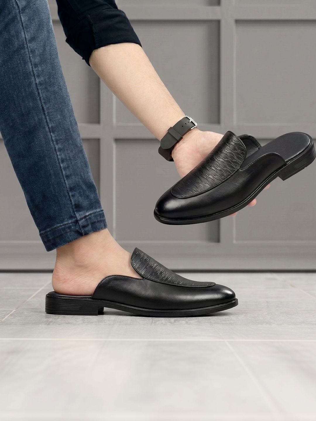 Anouk Men Textured Mules-picture-47