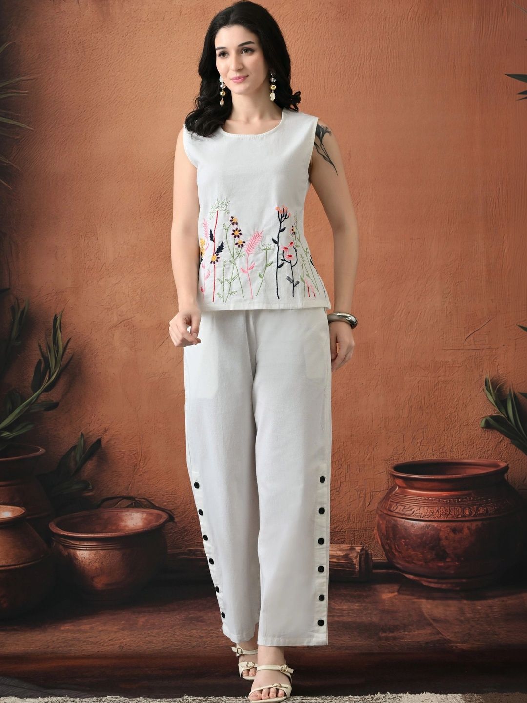Anouk Rustic Women Floral Embroidered Regular Thread Work Kurti with Palazzos-picture-36