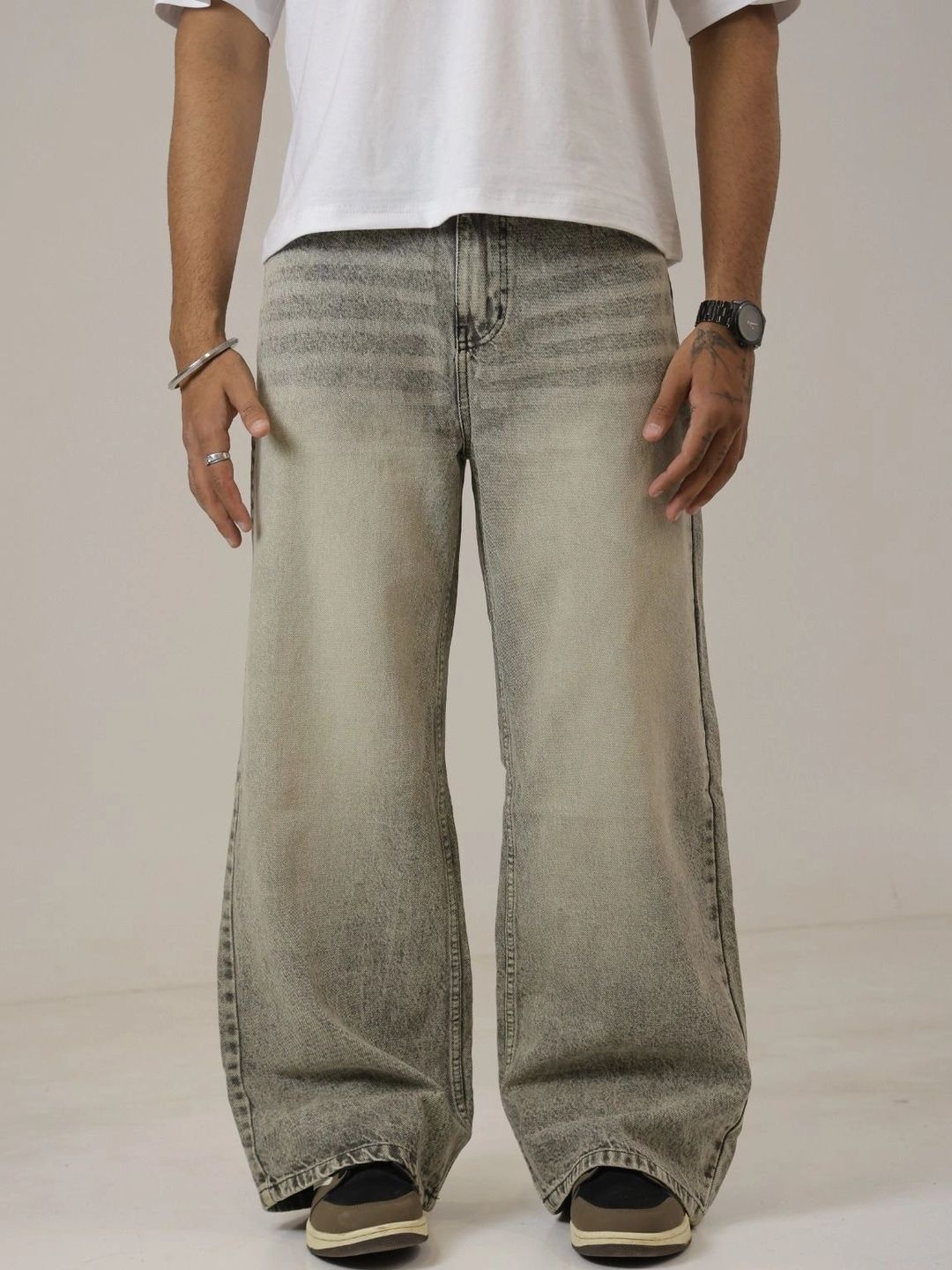 Line out line Men Wide Leg Mid-Rise Low Distress Jeans-picture-43