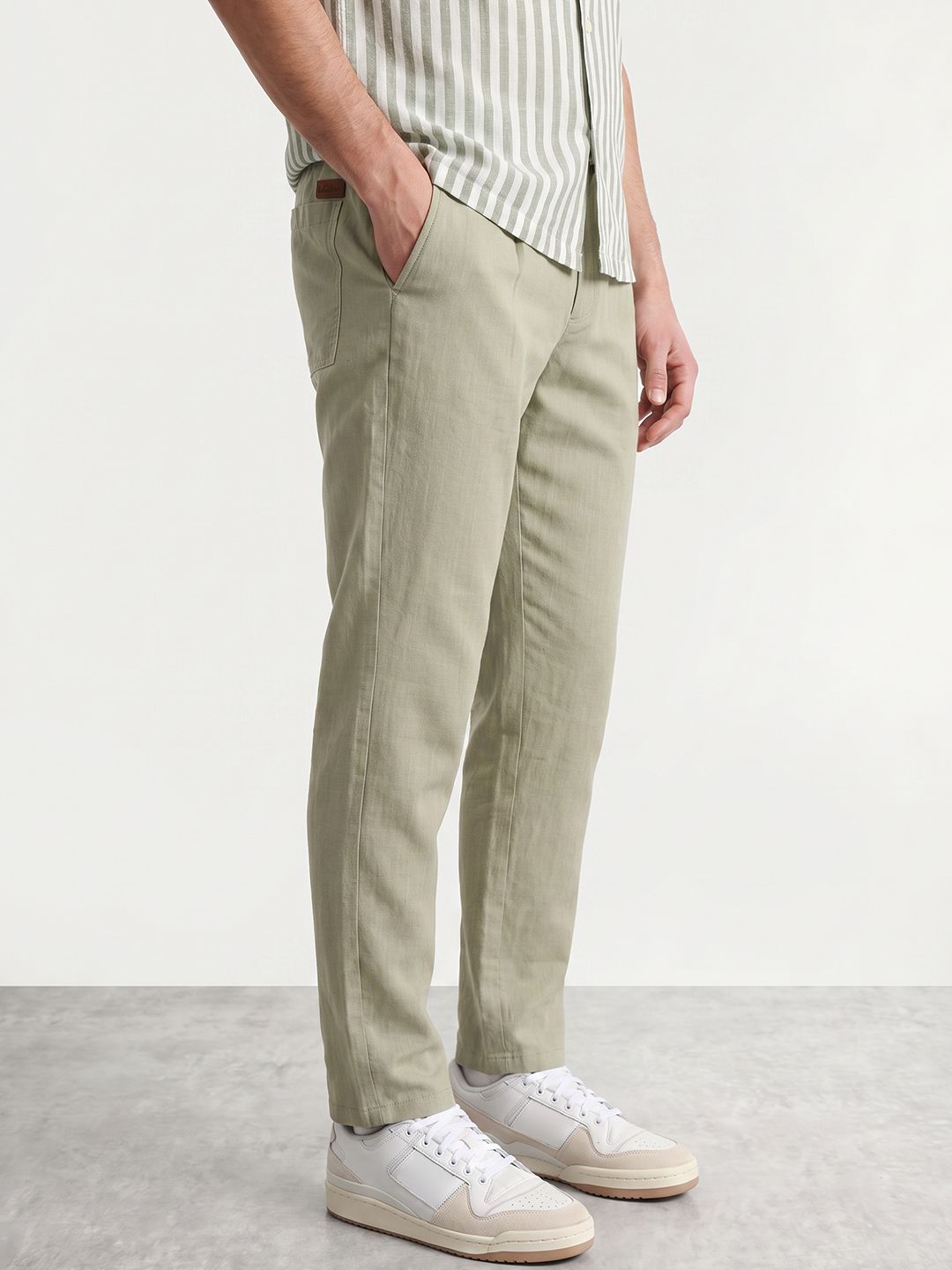 Mast & Harbour Men Cotton Linen Trousers-picture-25