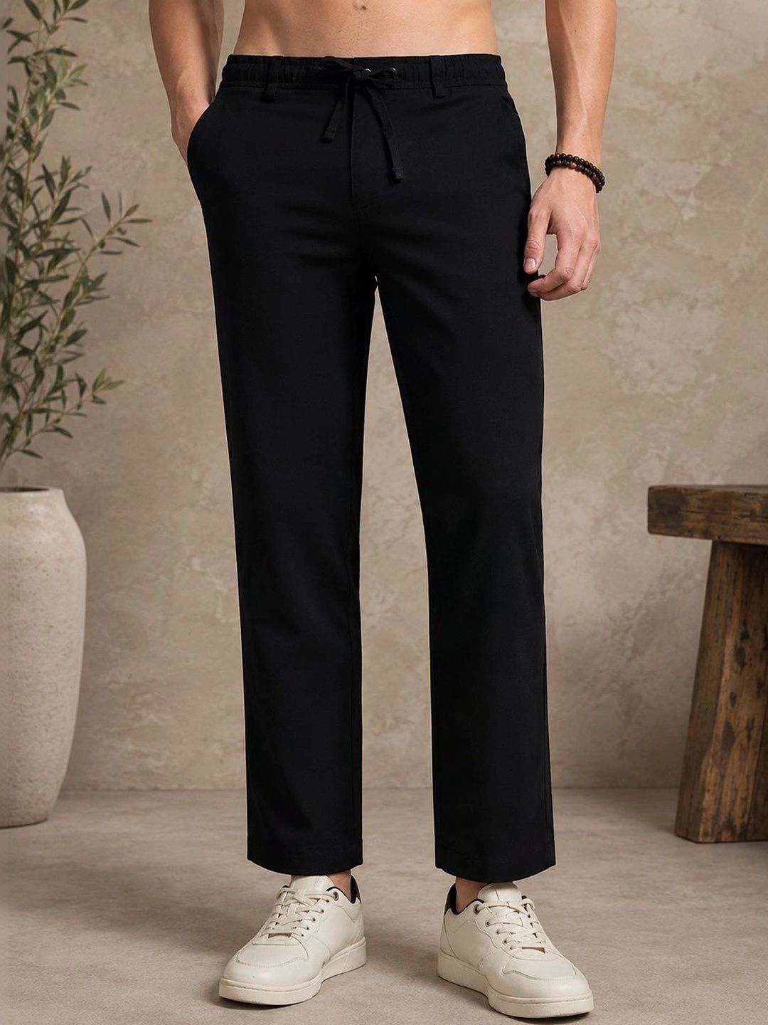 HERE&NOW Men Slim Fit Low-Rise Pleated Trousers-picture-42