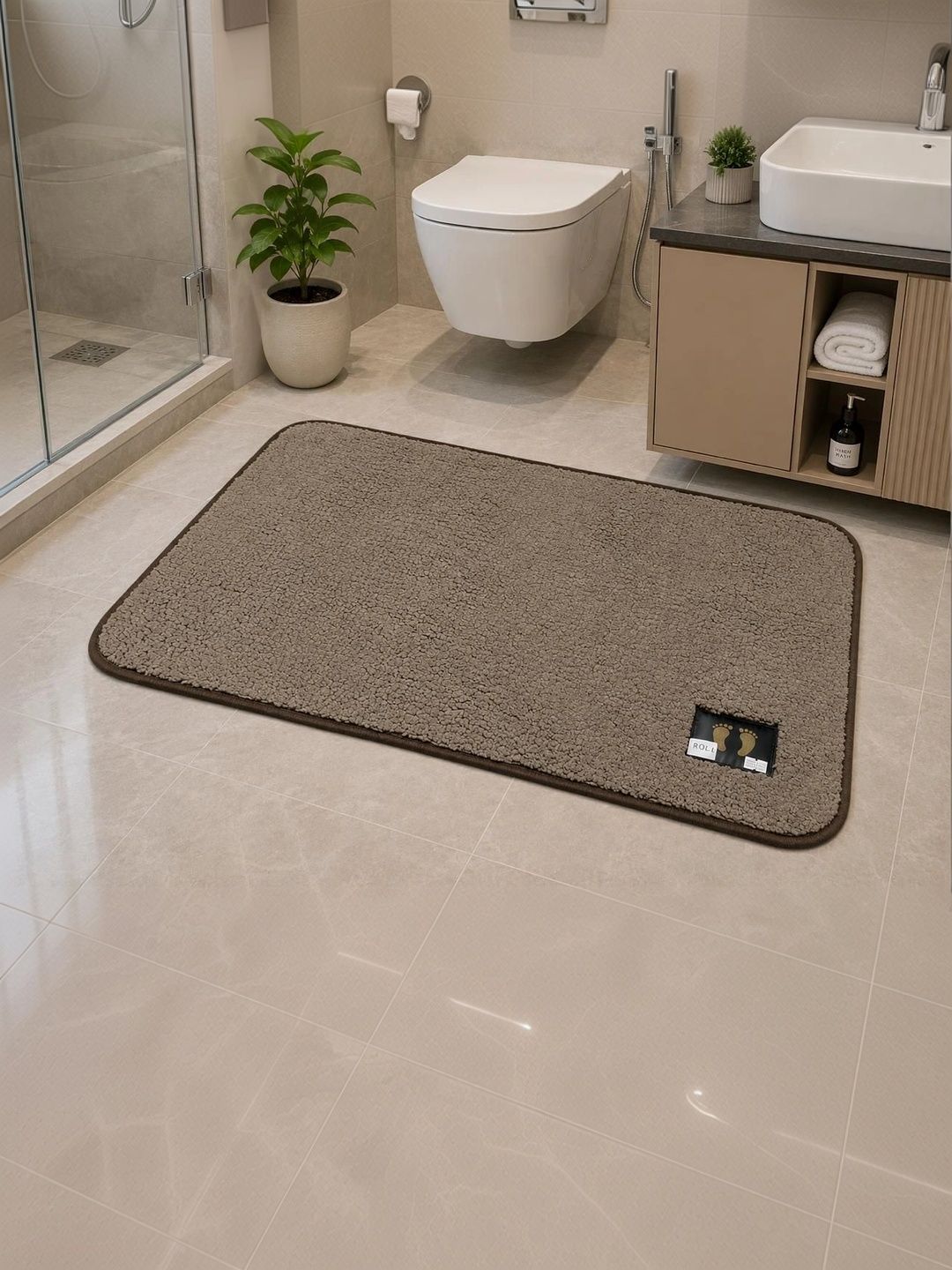 SANJHI KALAKRITI Brown Microfiber Anti Skid Doormat-image-39