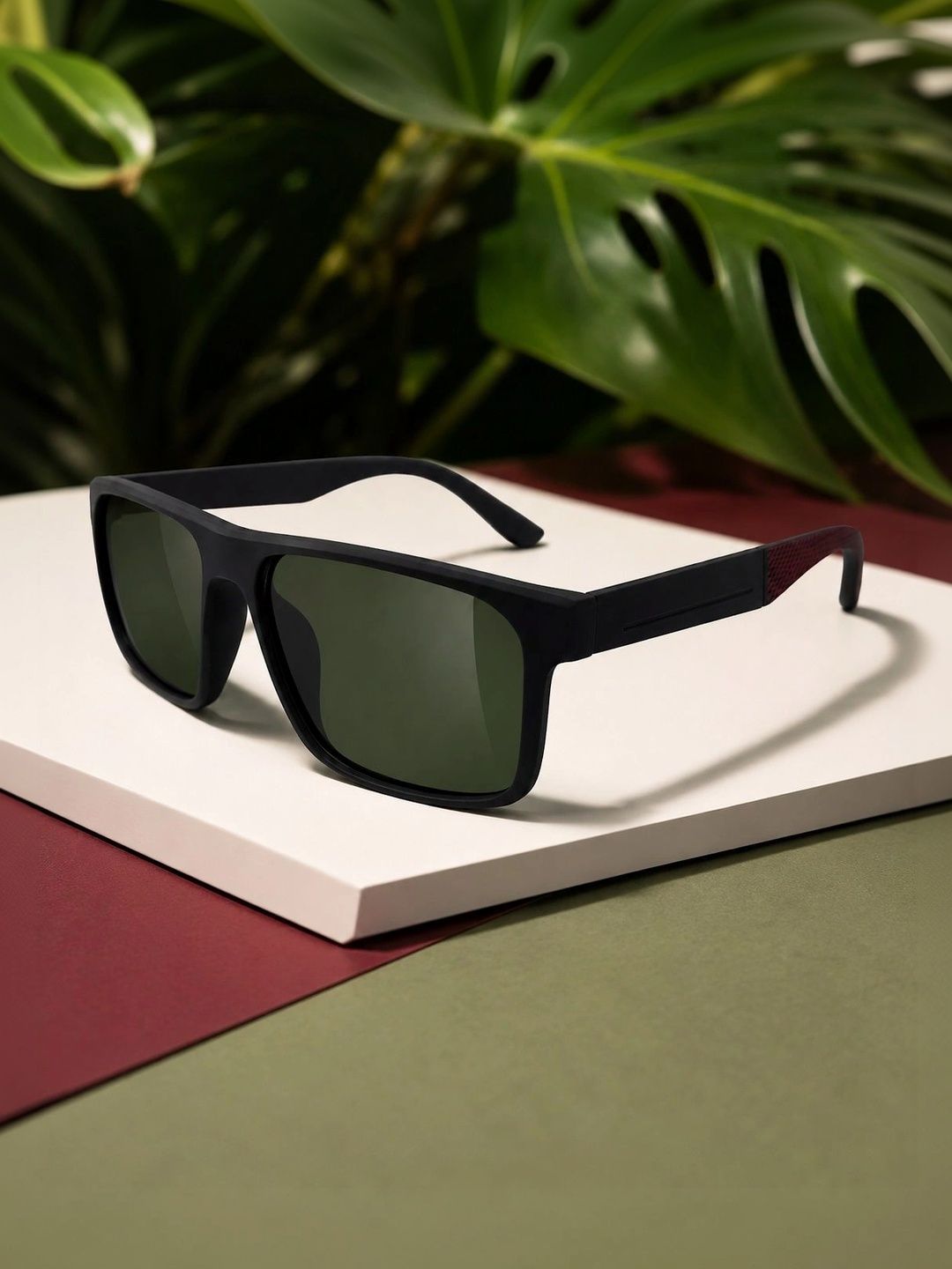 Garry Gobbs Unisex Green Lens & Black Rectangle Sunglasses with-picture-42