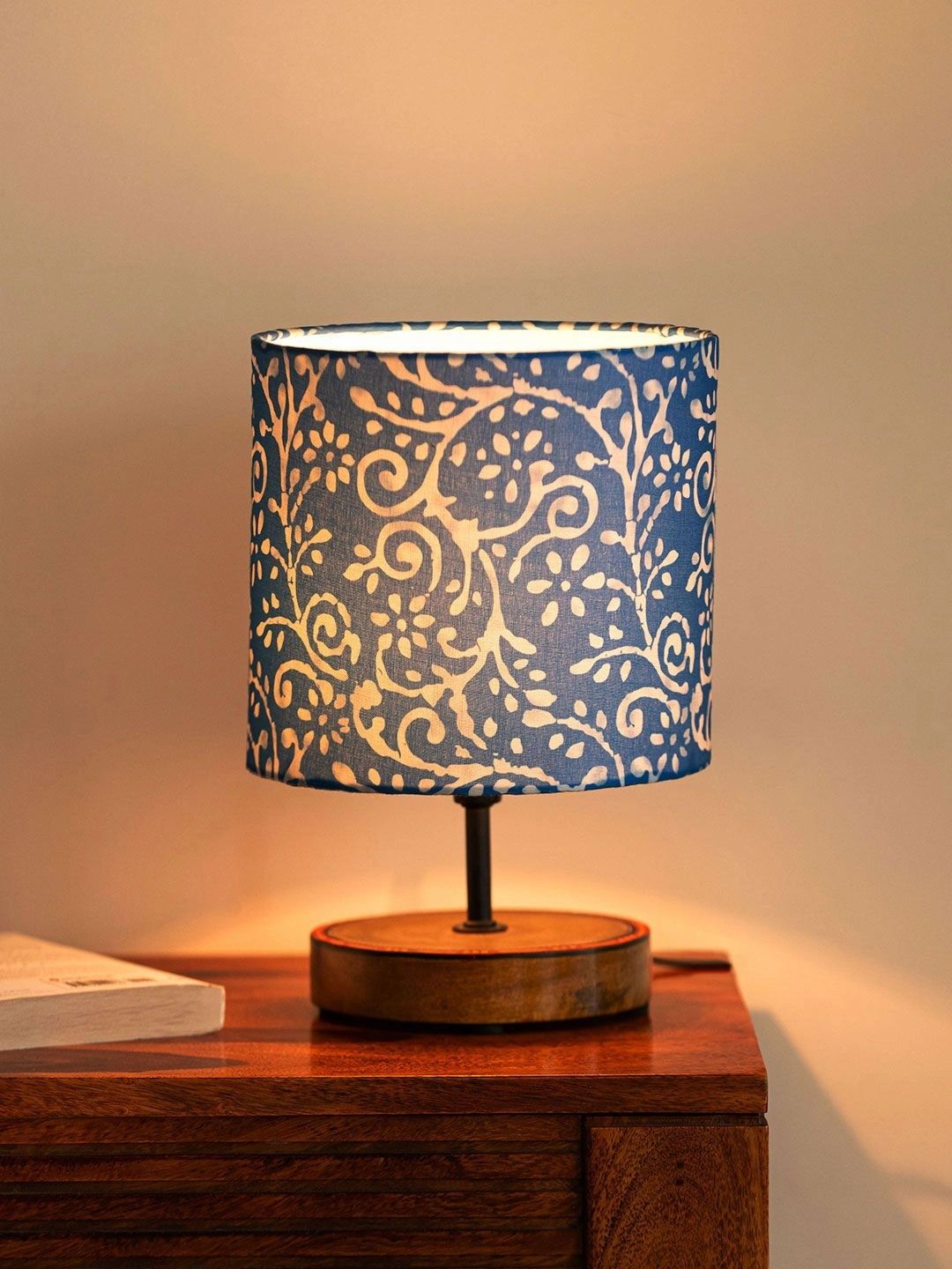 ExclusiveLane Brown Printed Wood Cylindrical Shaped Table Lamp-picture-48