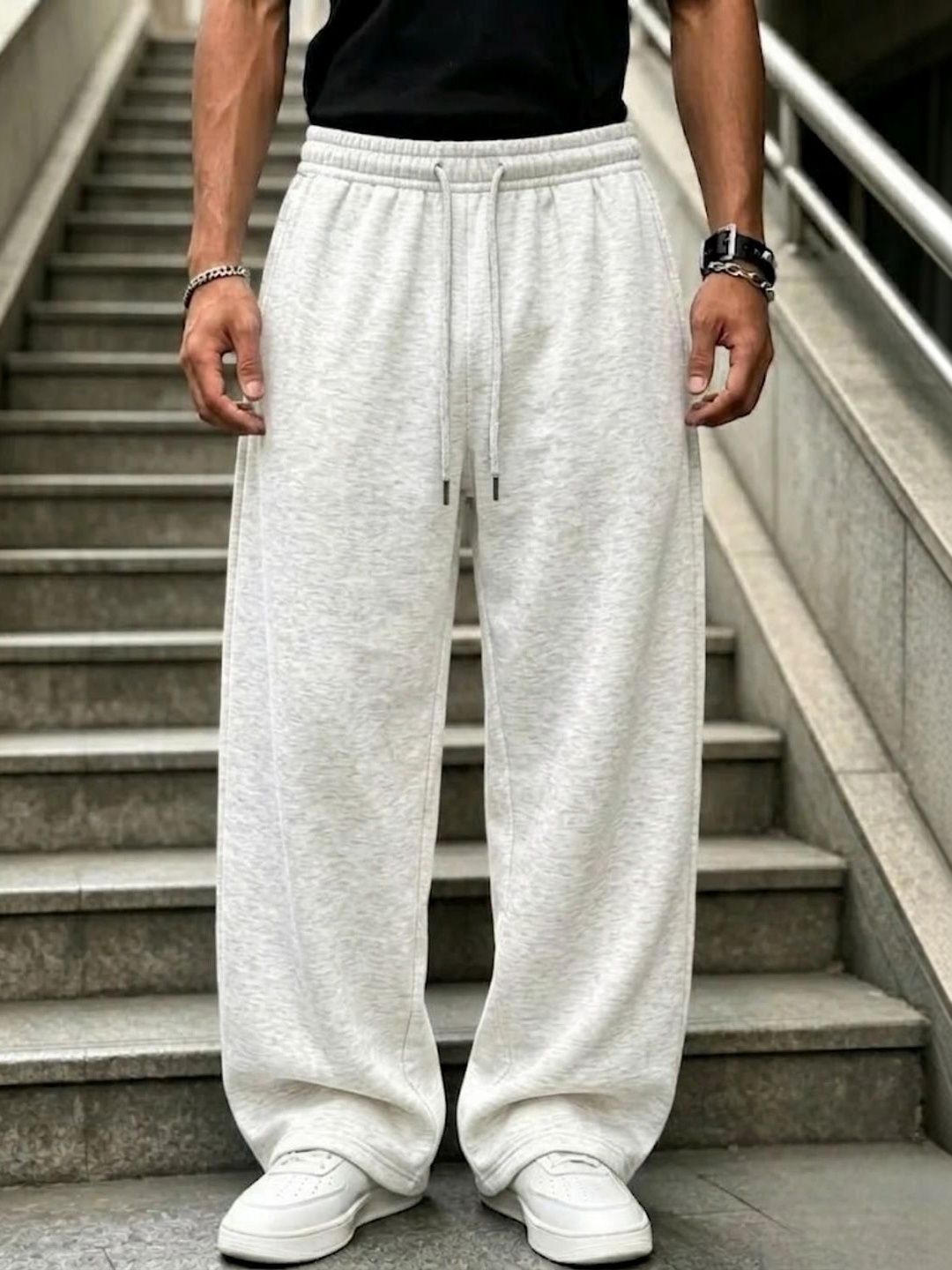 PROGENY Men Relaxed Fit Training Joggers-picture-29