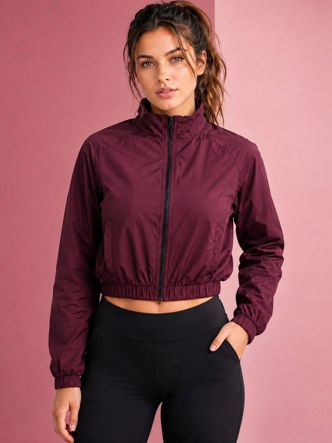 JKT Women Lightweight Crop Training or Gym Woven Jacket-picture-20