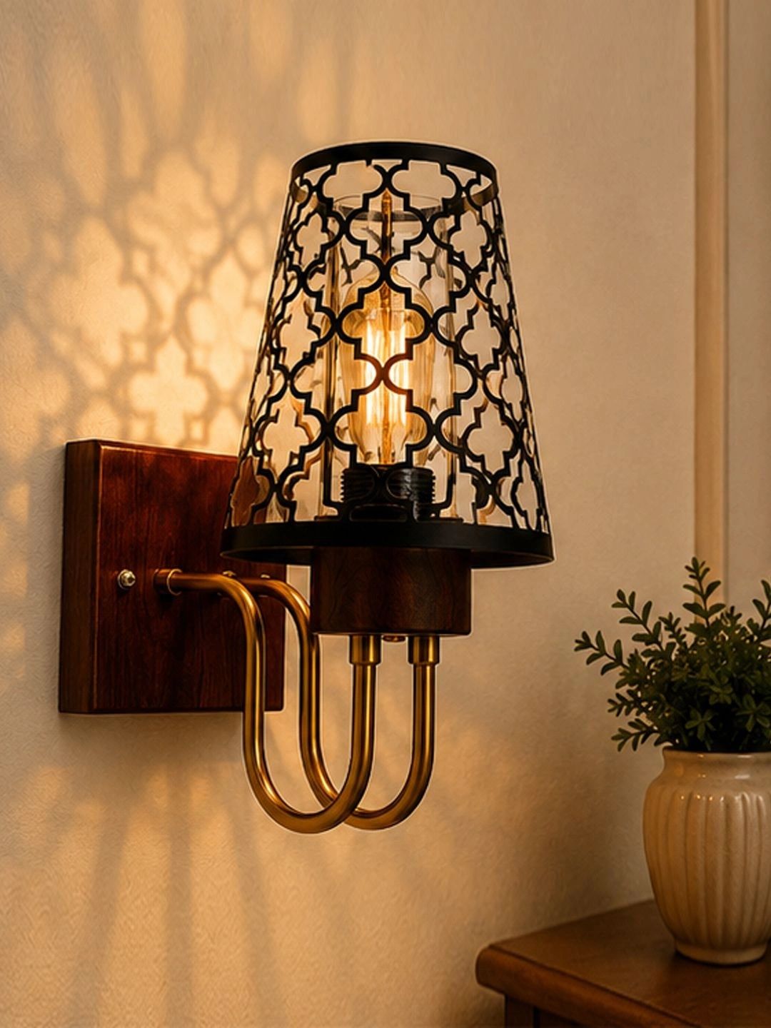 Myntra Elegant Homes Black Wood Contemporary Frustum Shaped Wall Lamp-picture-35