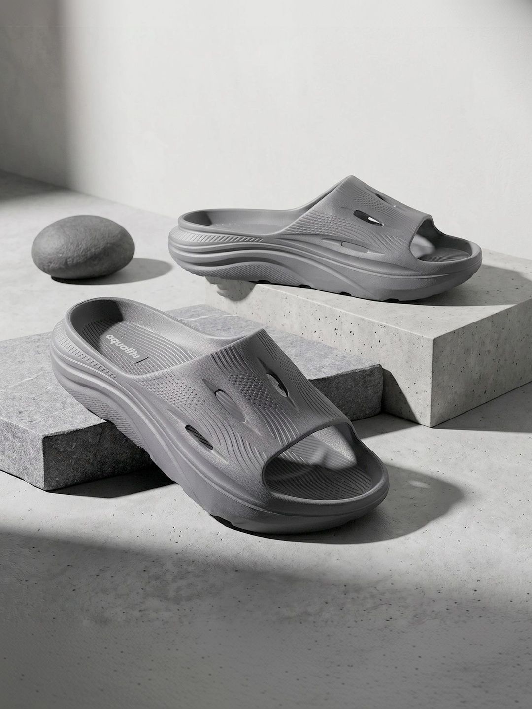Aqualite Men Sliders-picture-24