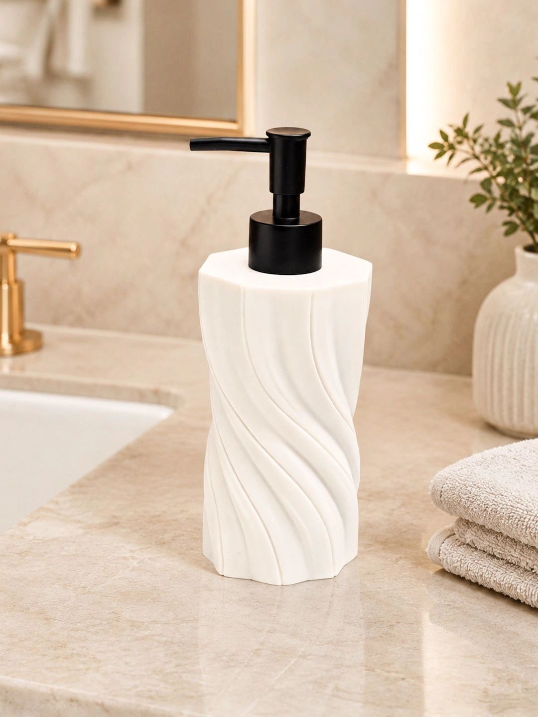 MARKET99 White & Black Striped Polyresin Soap Dispenser-image-39