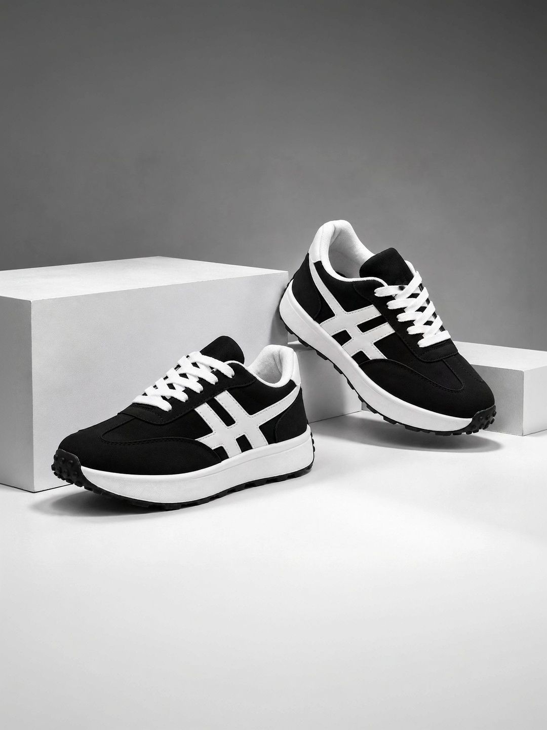 AIRBELL X AIRX Men Colourblocked Sneakers-picture-19