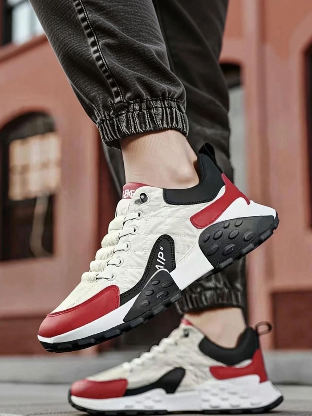 Robbie Jones Men Colourblocked PU Sneakers-picture-43