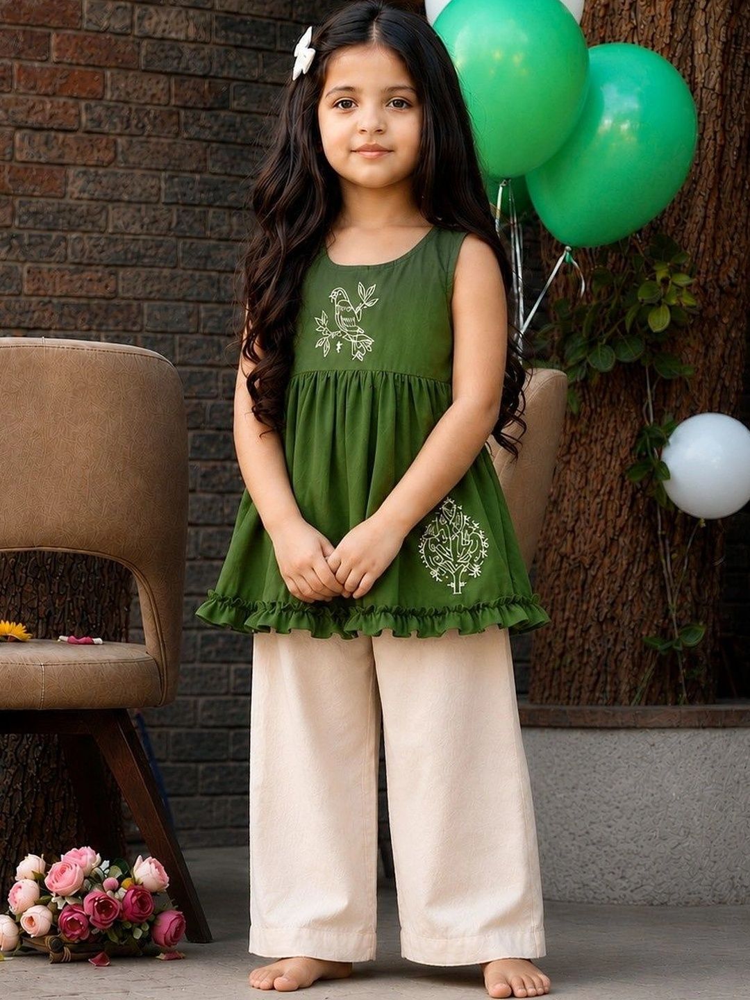 Sangria Girls Ethnic Motifs Embroidered Empire Thread Work Pure Cotton Kurta with Palazzos-picture-27