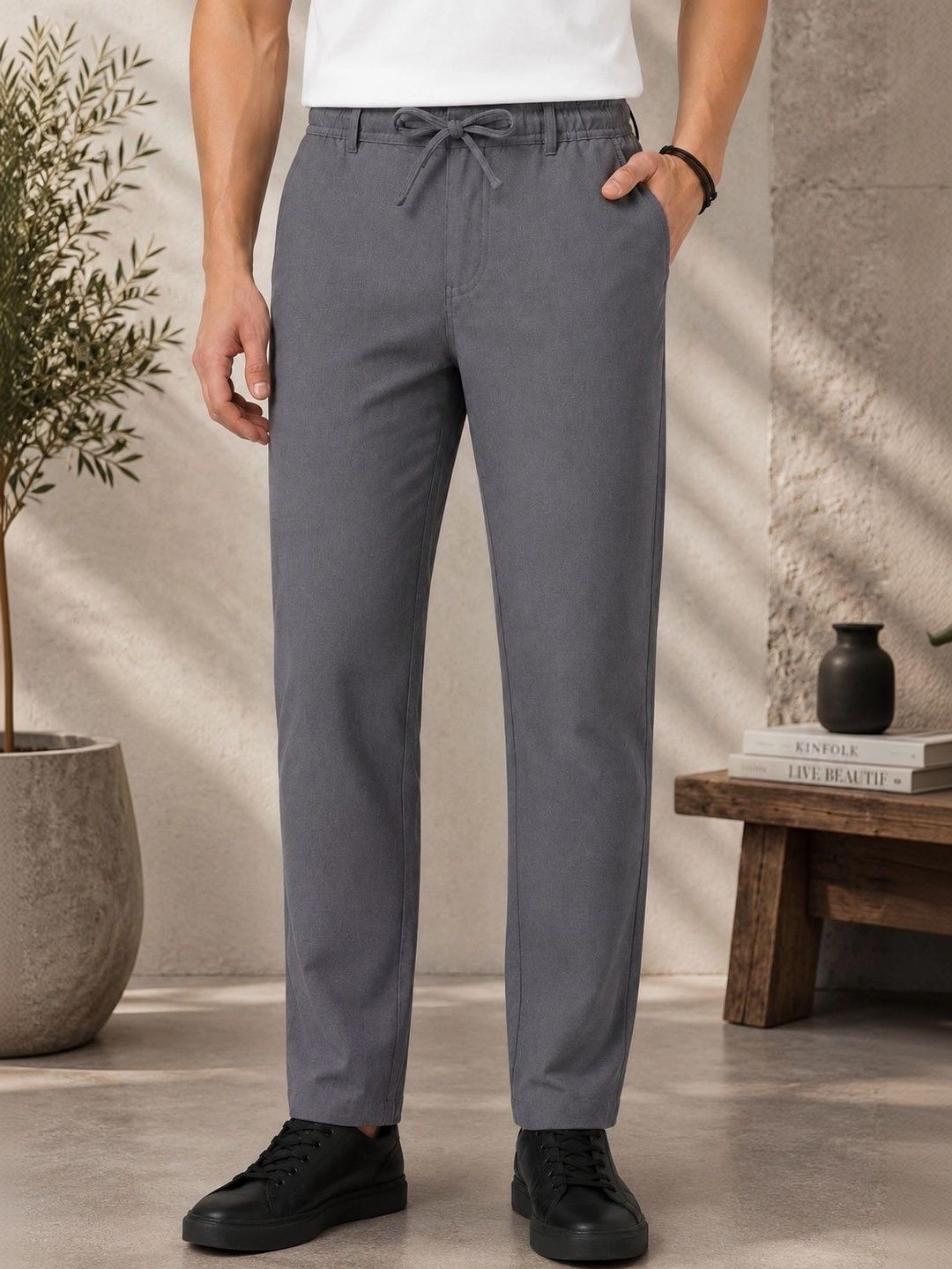 HERE&NOW Men Slim Fit Low-Rise Pleated Trousers-picture-10