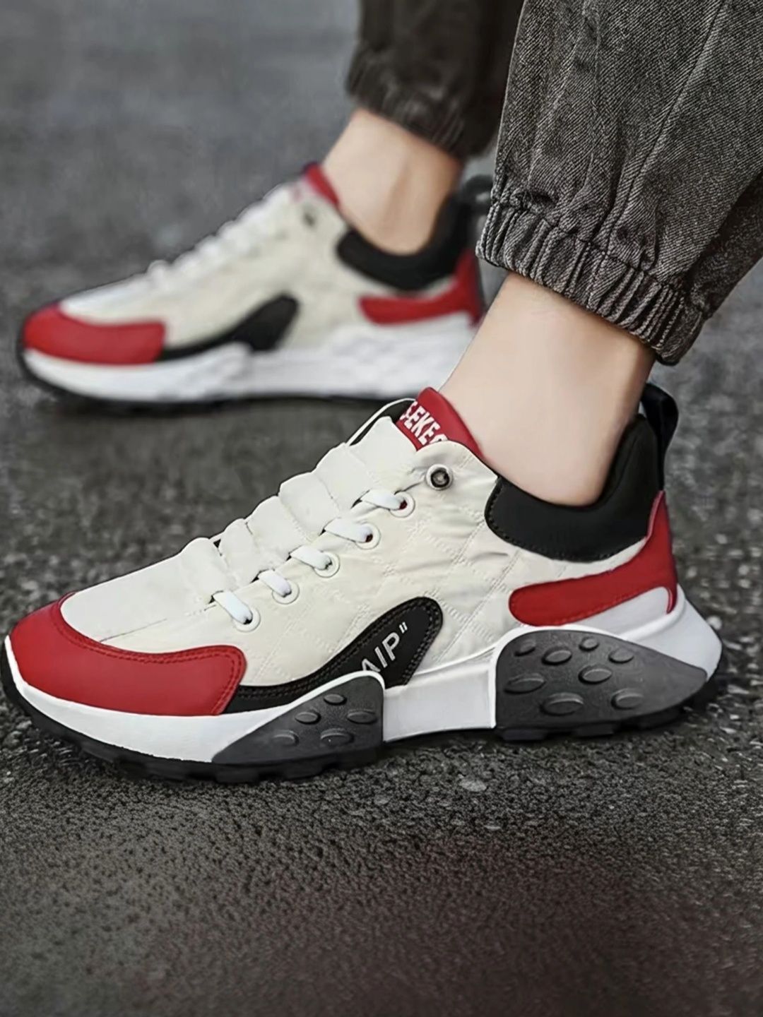 LABBIN Men Textured PU Sneakers-picture-16