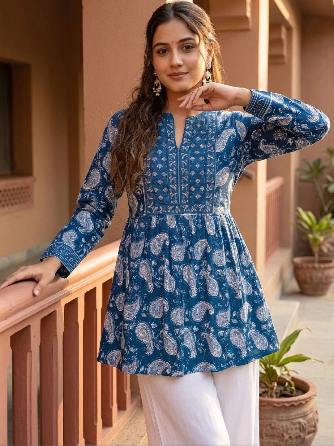 THE CLASSIC TOGS Paisley Printed Empire Kurti-picture-35