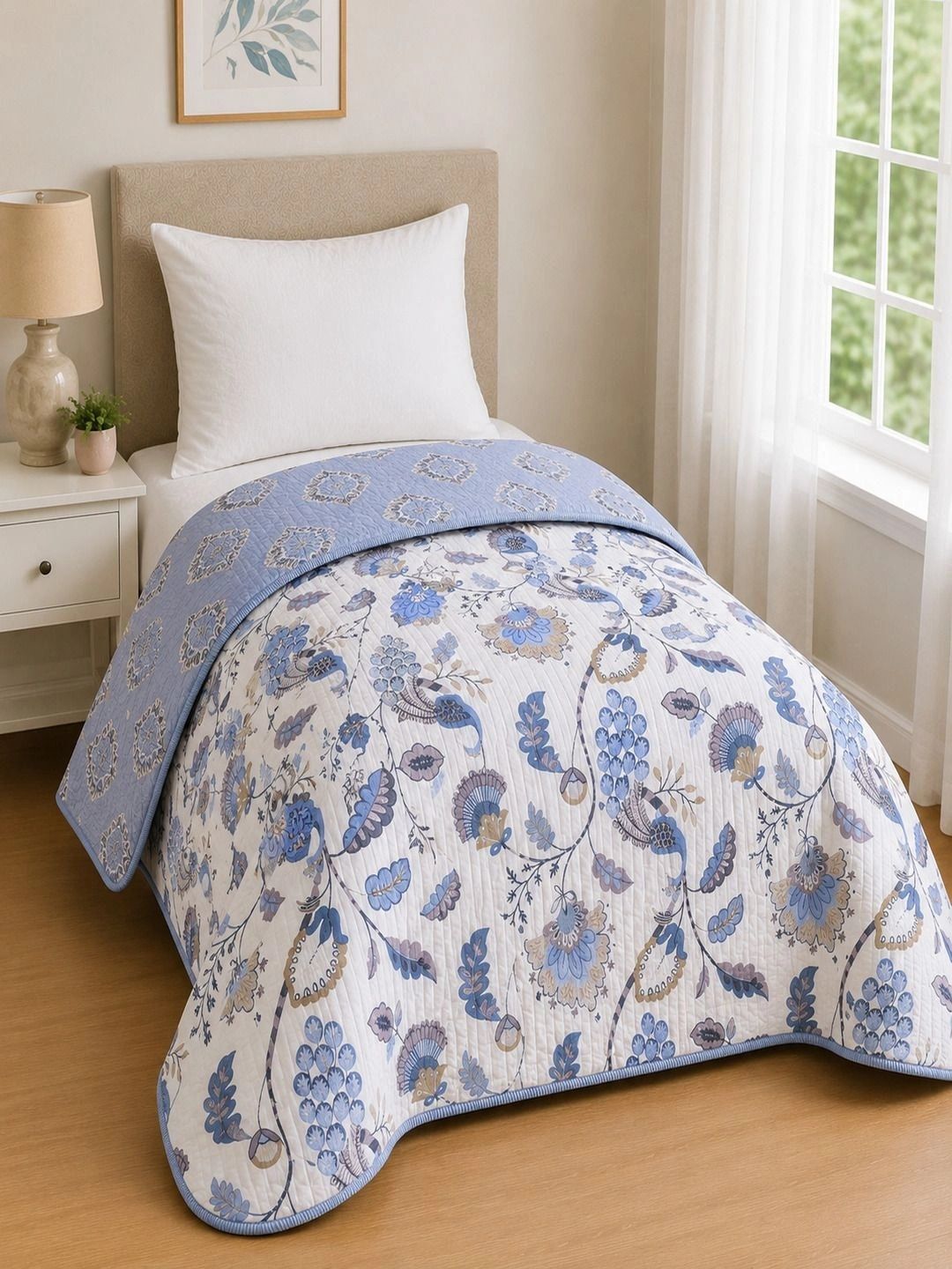 RRC Blue & White Floral AC Room 210 GSM Dohar-image-28