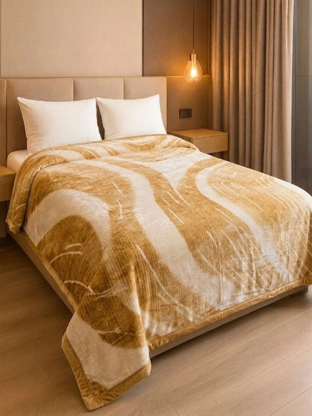 Signature Beige & Gold-Toned Heavy Winter Blanket-image-30