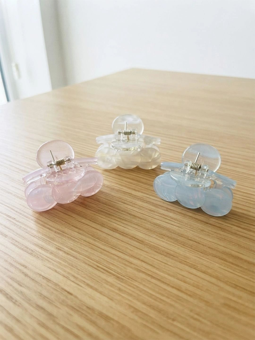 Bellaluxe By Nirat Women Set of 3 Claw Clip-image-7