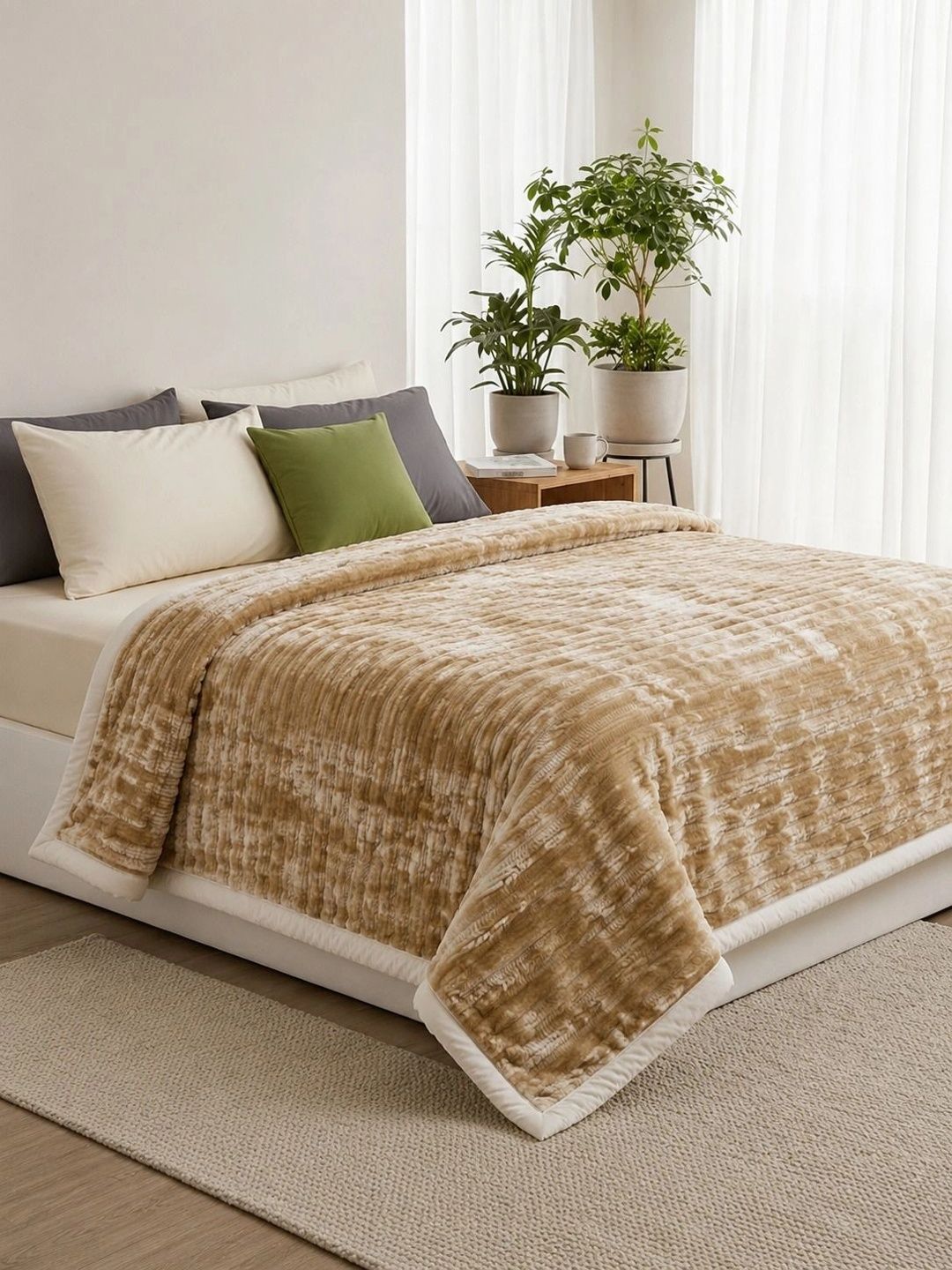 Signature Beige Heavy Winter Blanket-image-28
