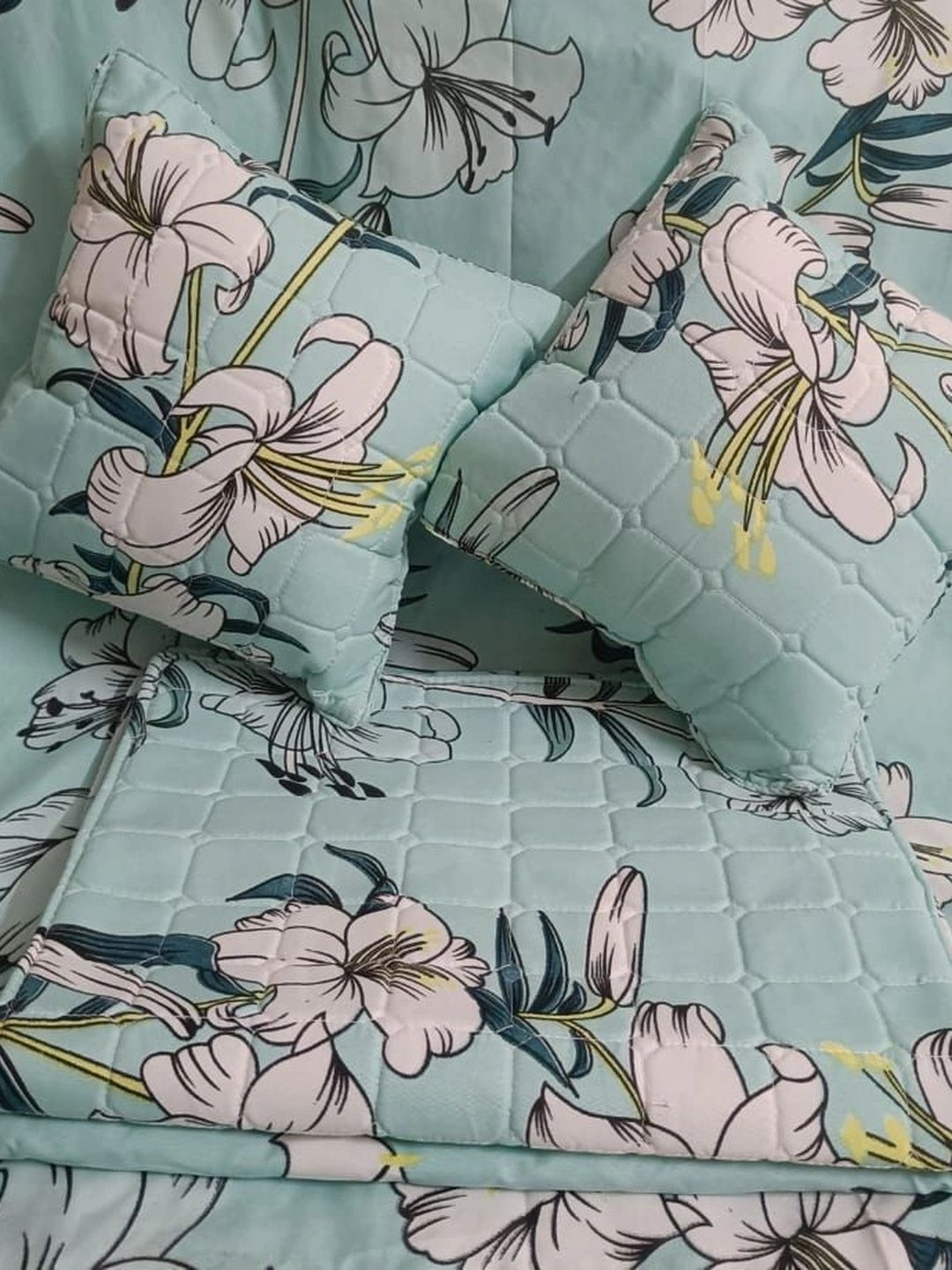Dizen star Green & White Floral Cotton 5 Piece Double Queen Fine Bedding Set-picture-17