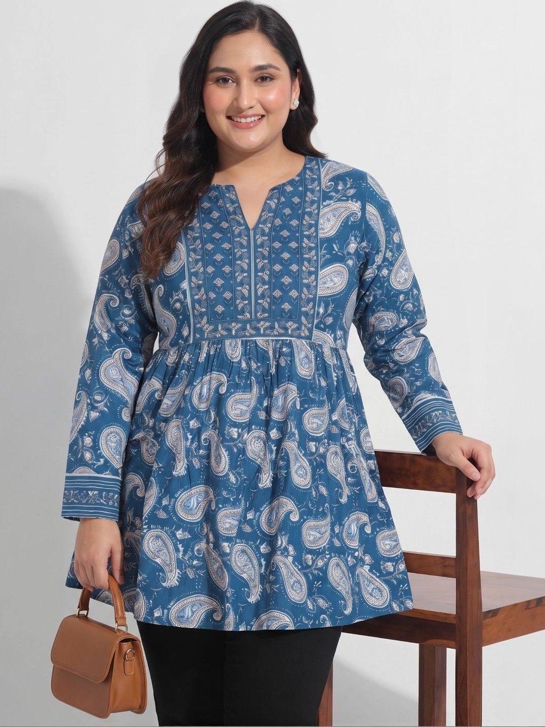 THE CLASSIC TOGS Paisley Printed V-Neck Tiered Kurti-picture-32