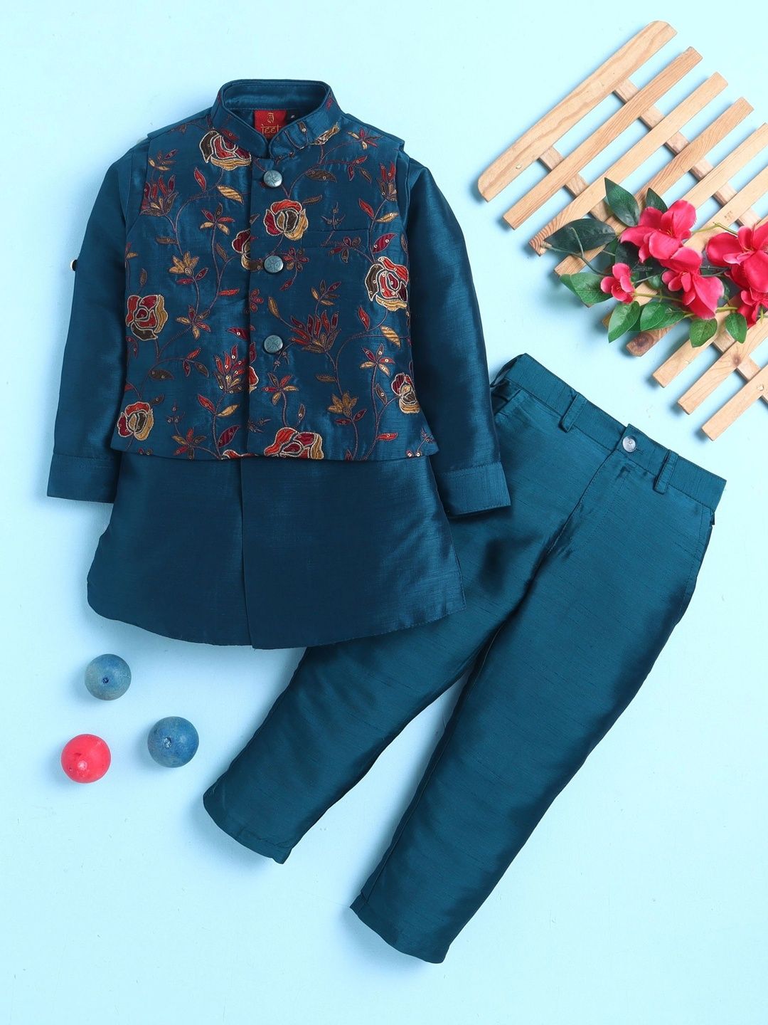 Sparklepop Boys Embroidered Mandarin Collar Sherwani Set-picture-55